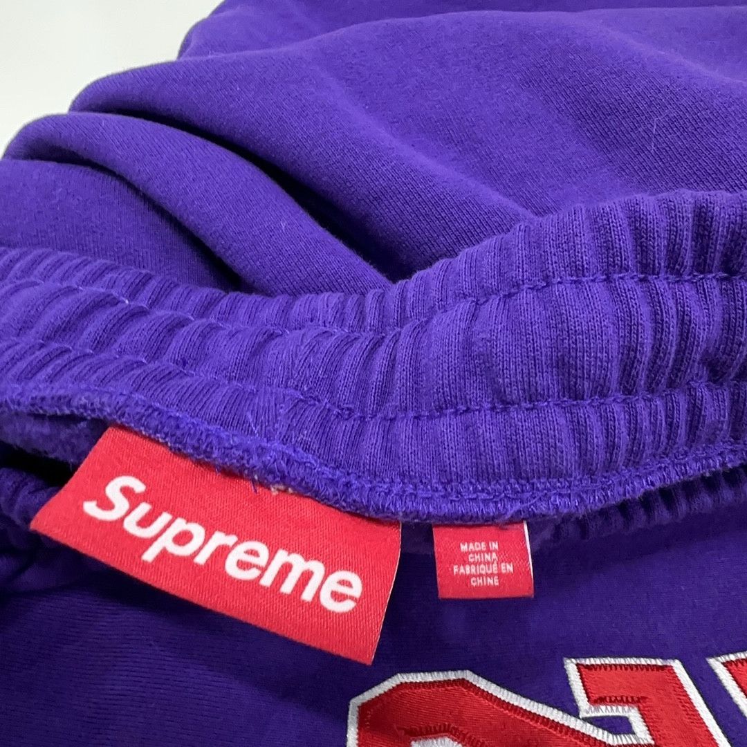 Supreme Supreme Logo Print Sweatpants XL Size US 36 / EU 52 - 5 Thumbnail