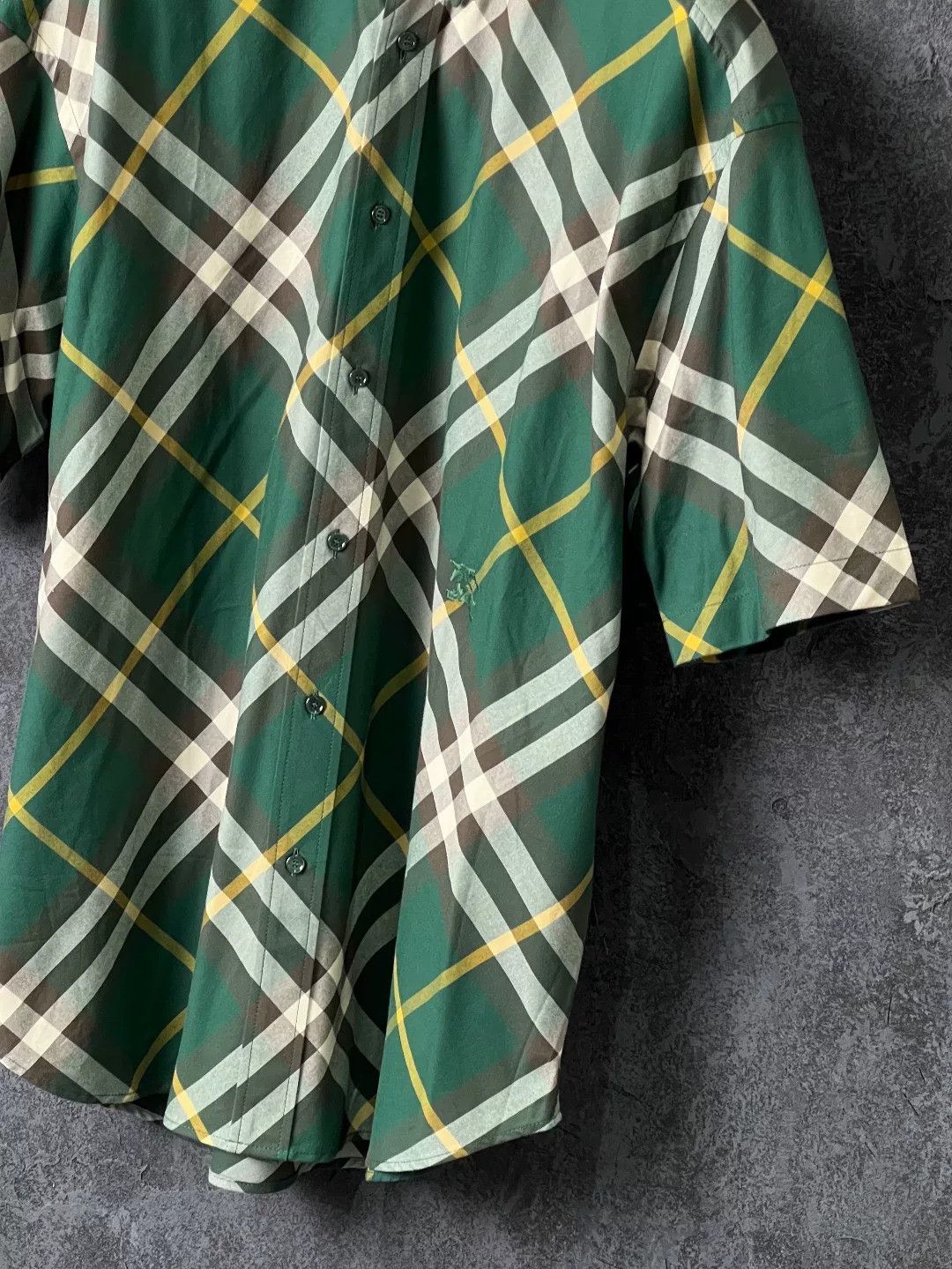 Burberry Burberry Cotton Plaid Green Shirt m Men Size US M / EU 48-50 / 2 - 4 Thumbnail
