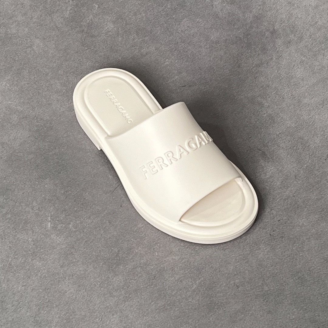 Salvatore Ferragamo Salvatore Ferragamo White Sandals 6 Men Size US 6 / EU 39 - 5 Thumbnail