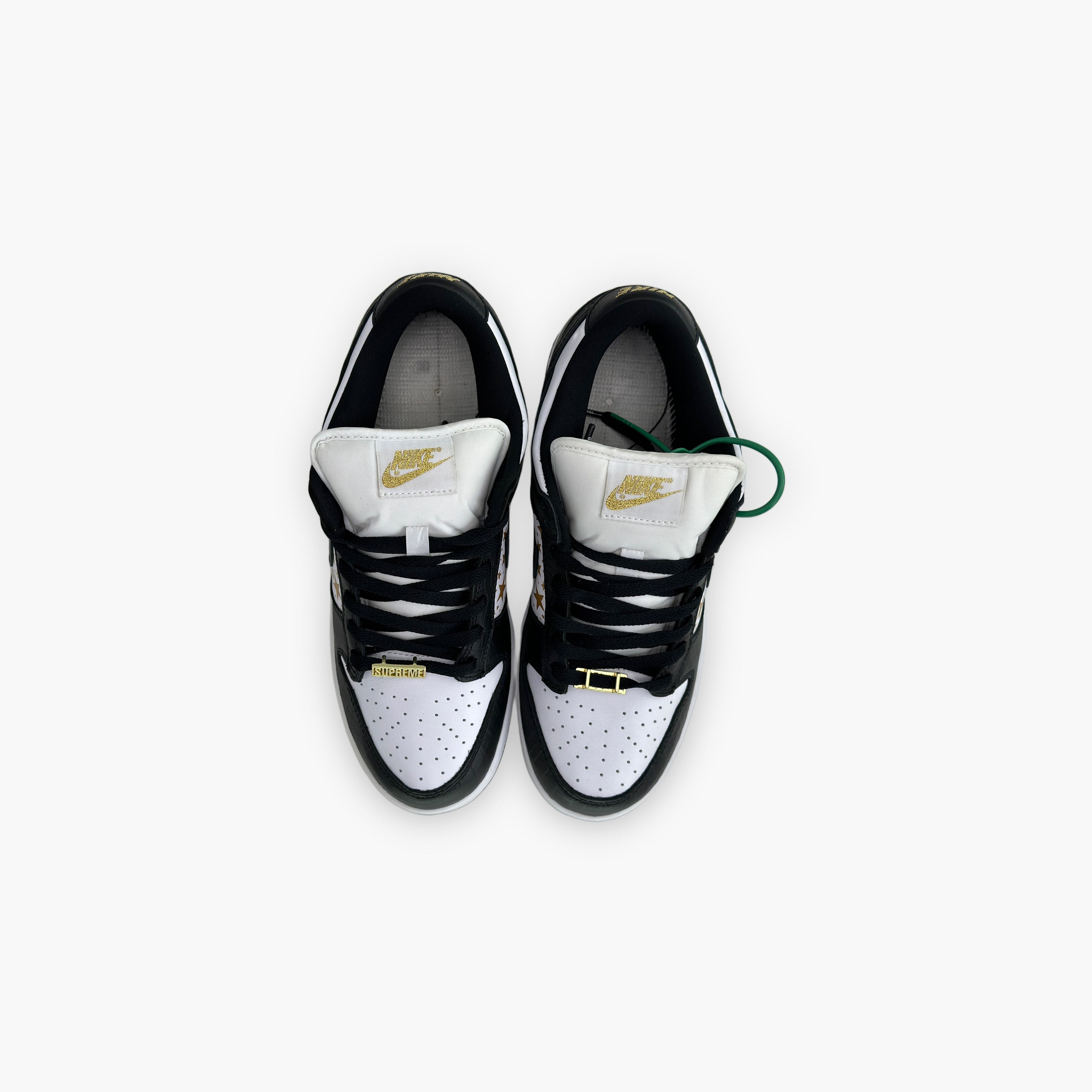 Nike Nike x Supreme SB Dunk Low Black Stars EU 40.5 Size US 7.5 / EU 40-41 - 10 Thumbnail