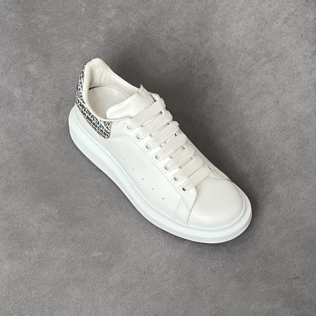Alexander McQueen Alexander McQueen Casual Silver Lowtop Sneakers 8 Men Size US 8 / EU 41 - 5 Thumbnail