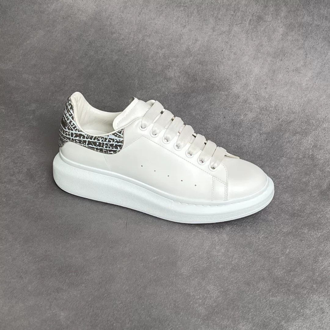 Alexander McQueen Alexander McQueen Casual Silver Lowtop Sneakers 8 Men Size US 8 / EU 41 - 4 Thumbnail