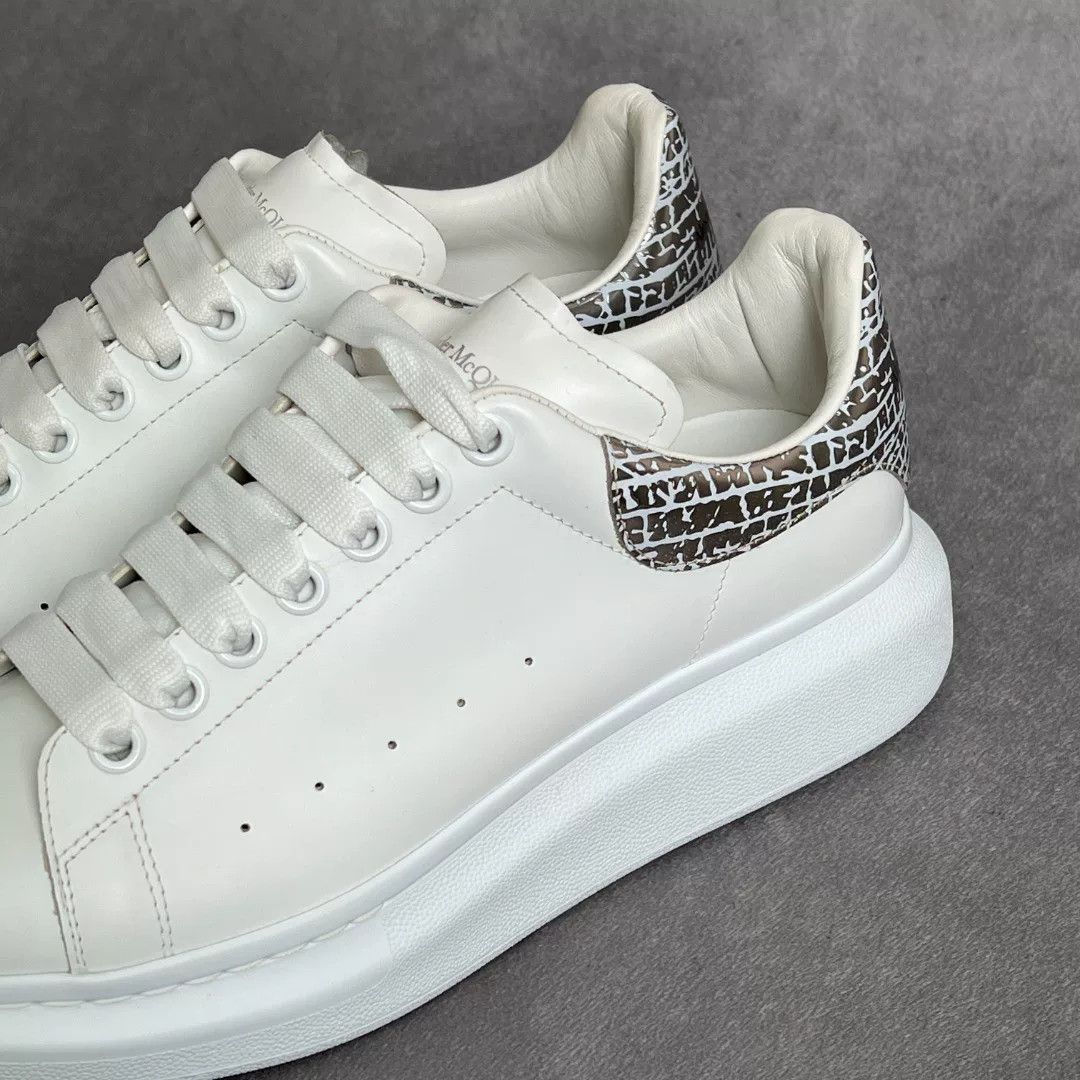 Alexander McQueen Alexander McQueen Casual Silver Lowtop Sneakers 8 Men Size US 8 / EU 41 - 3 Thumbnail