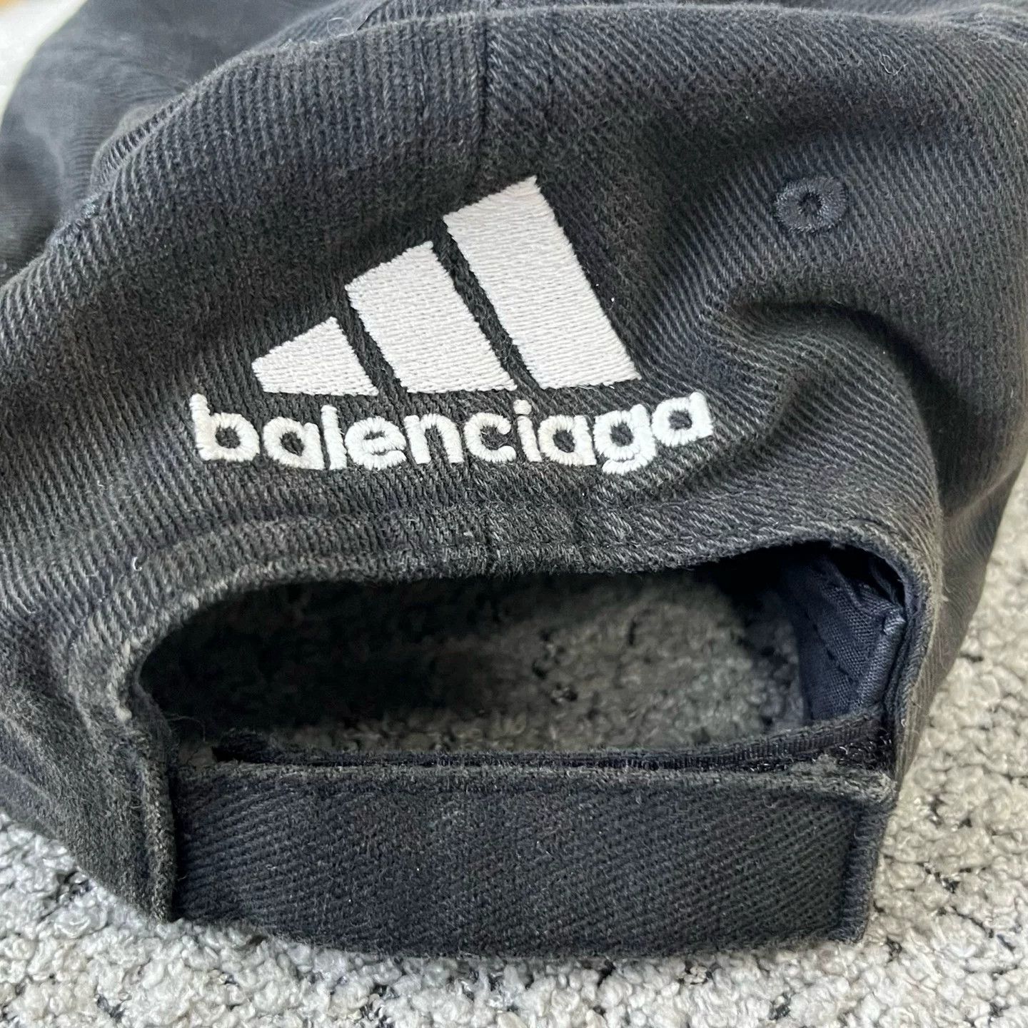 Balenciaga Balenciaga x Adidas Distressed Baseball Cap S Size ONE SIZE - 4 Thumbnail