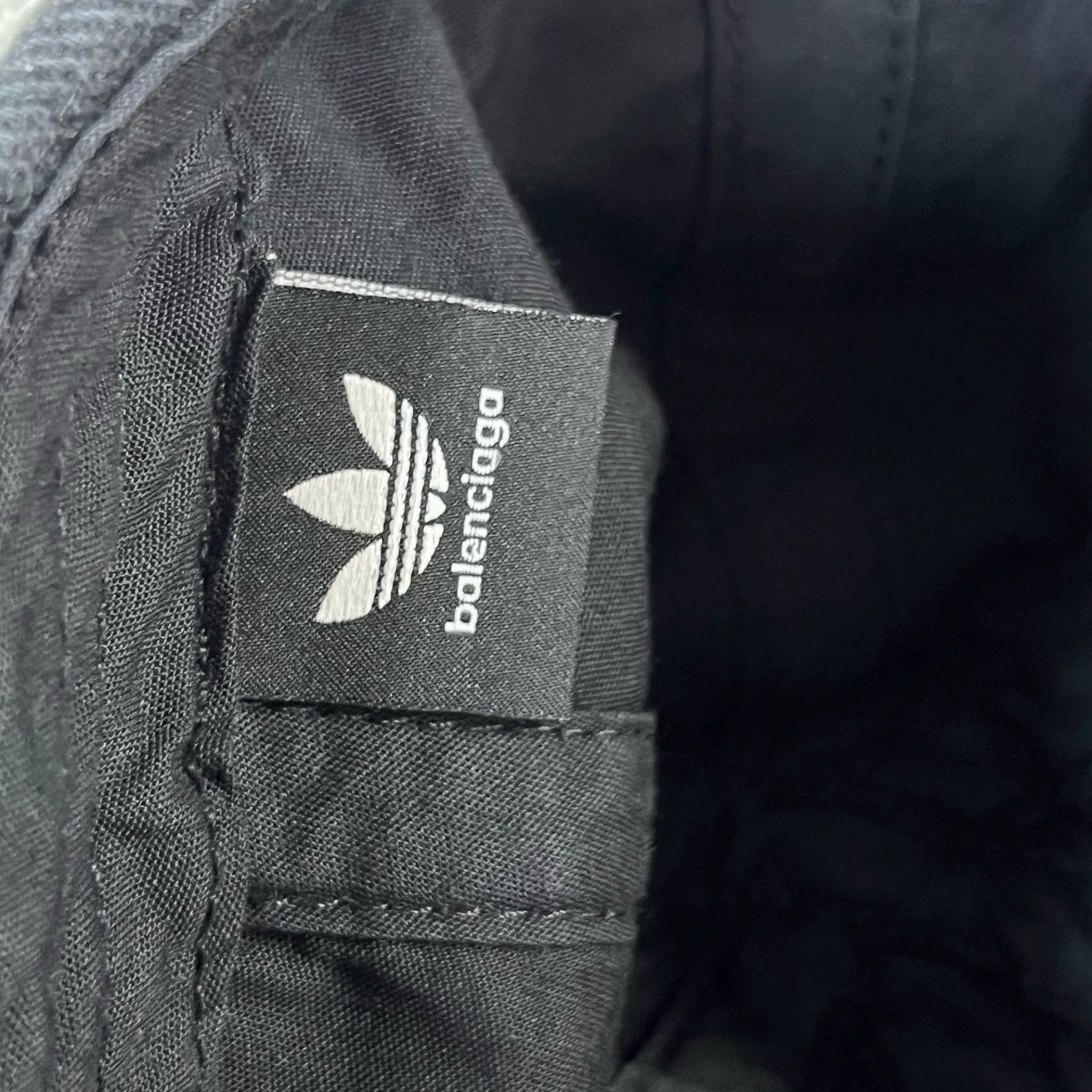 Balenciaga Balenciaga x Adidas Distressed Baseball Cap S Size ONE SIZE - 6 Thumbnail
