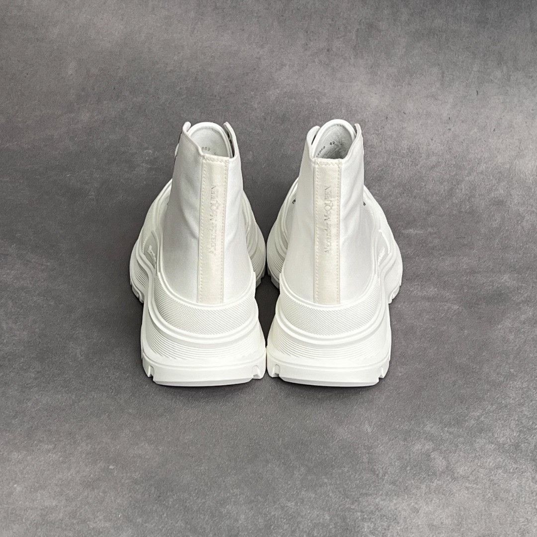 Alexander McQueen Alexander McQueen Casual White Hitop Sneakers 6 Men Size US 6 / EU 39 - 8 Thumbnail