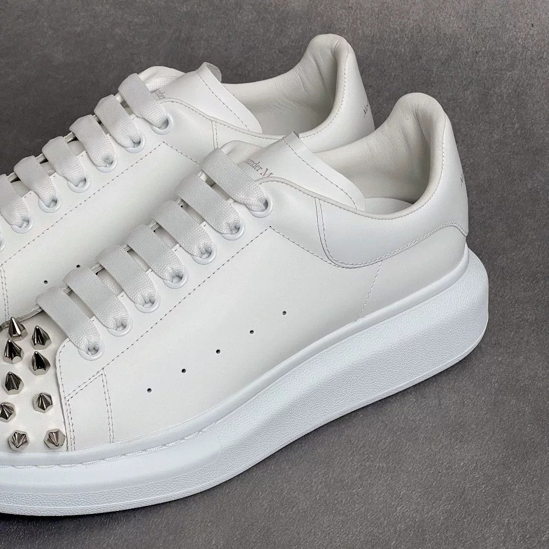 Alexander McQueen Alexander McQueen Casual White Lowtop Sneakers 10 Men Size US 10 / EU 43 - 2 Thumbnail