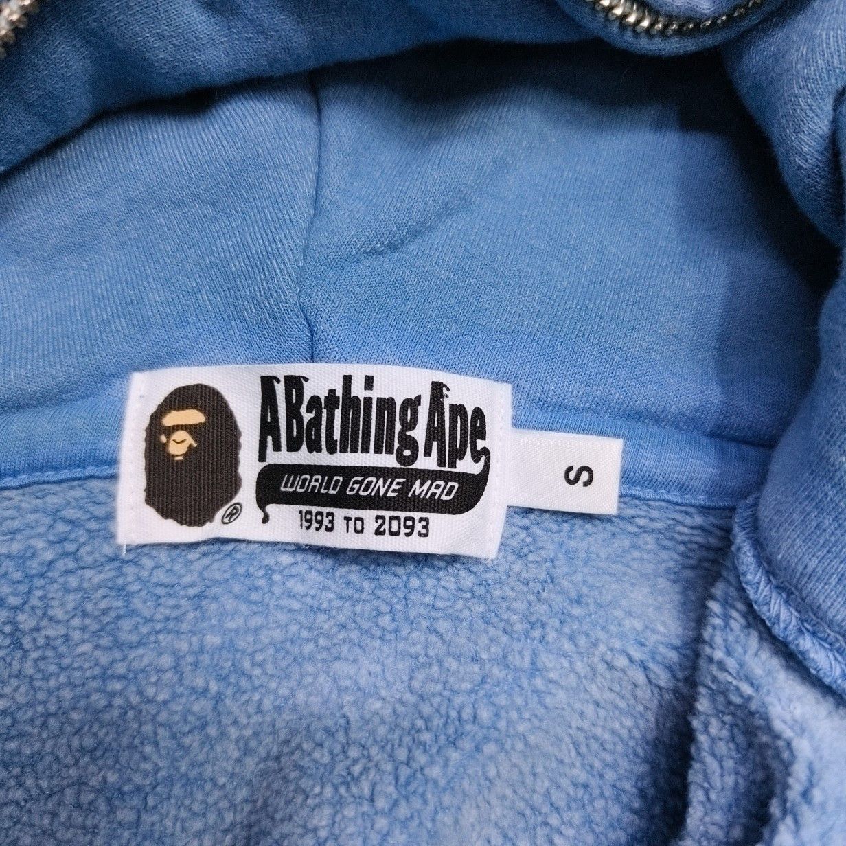 Bape A Bathing Ape Hand-Dyed Shark Hoodie S Size US S / EU 44-46 / 1 - 4 Thumbnail