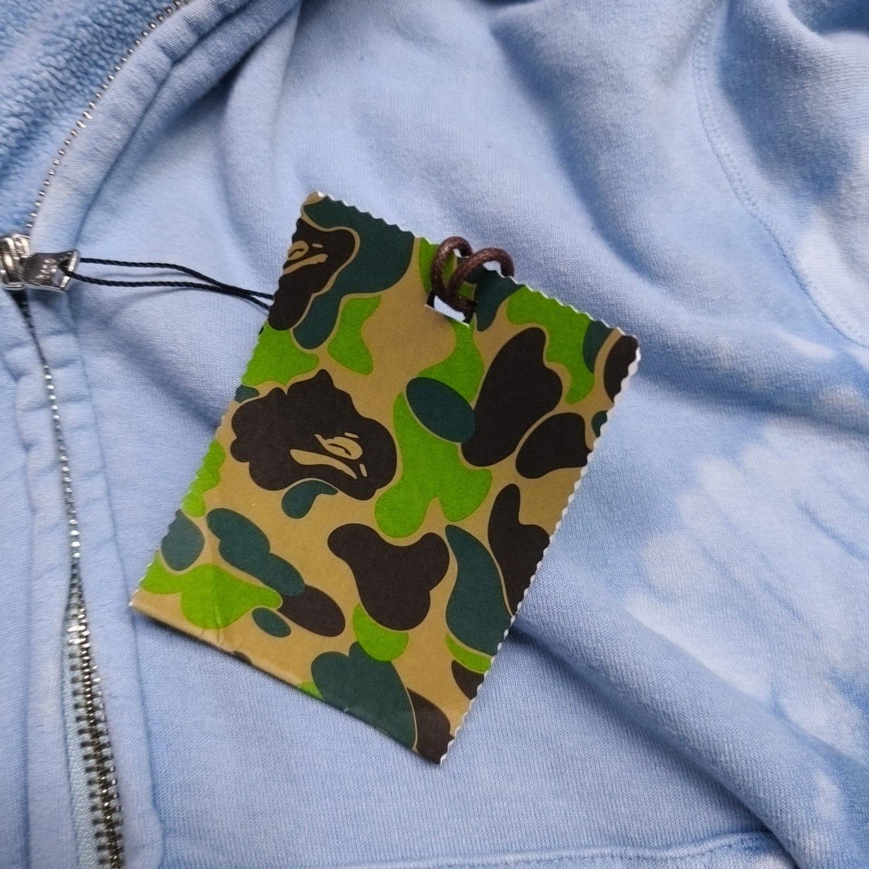 Bape A Bathing Ape Hand-Dyed Shark Hoodie S Size US S / EU 44-46 / 1 - 5 Thumbnail