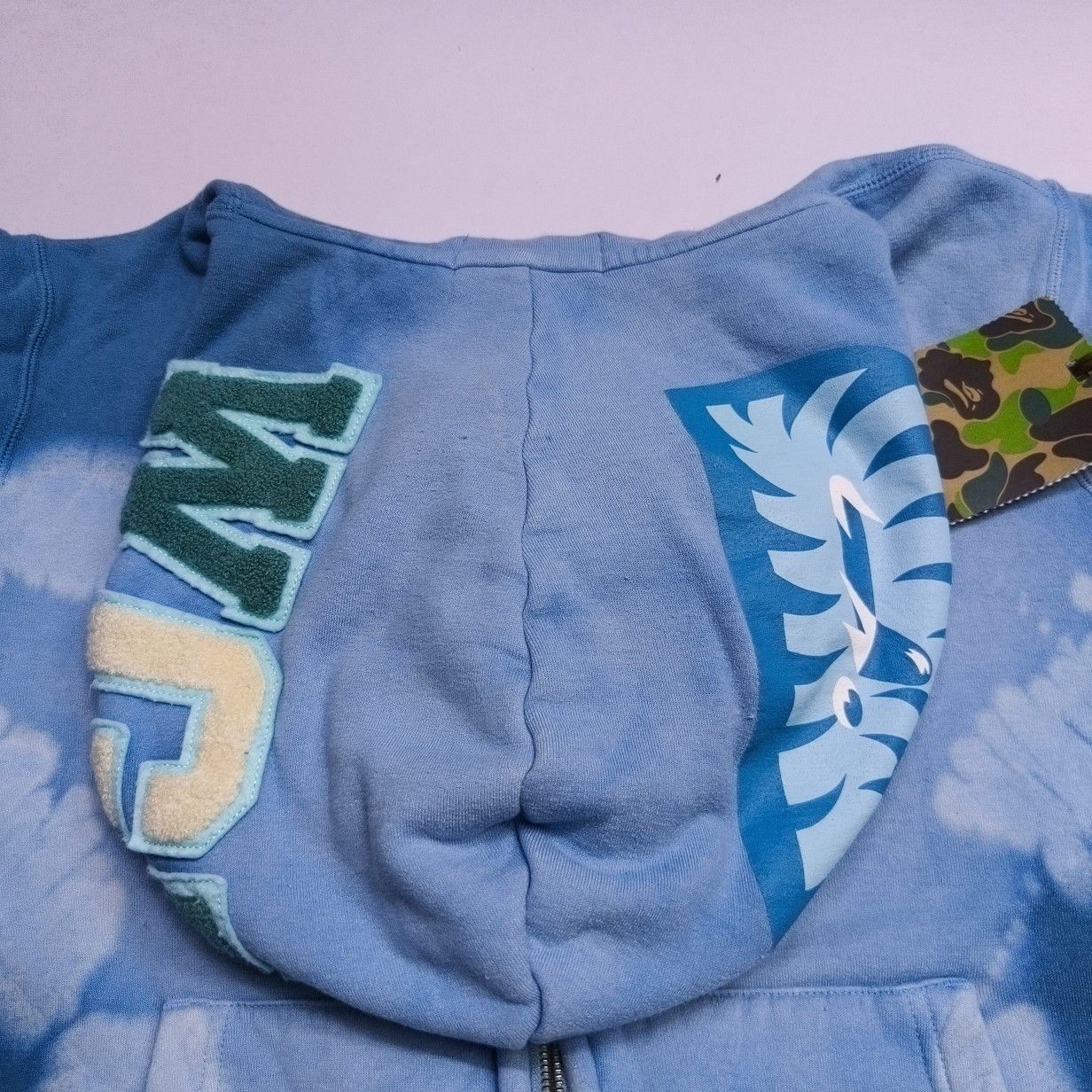 Bape A Bathing Ape Hand-Dyed Shark Hoodie S Size US S / EU 44-46 / 1 - 9 Thumbnail