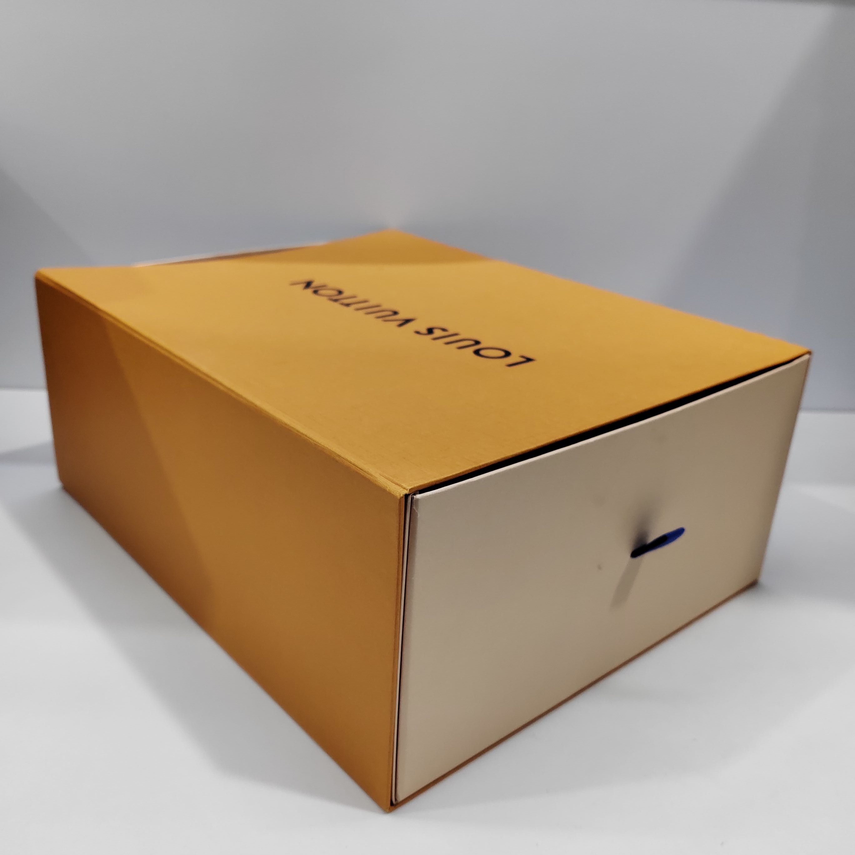 Louis Vuitton Louis Vuitton White Green Archlight Sneakers 37 Size US 7 / IT 37 - 13 Thumbnail