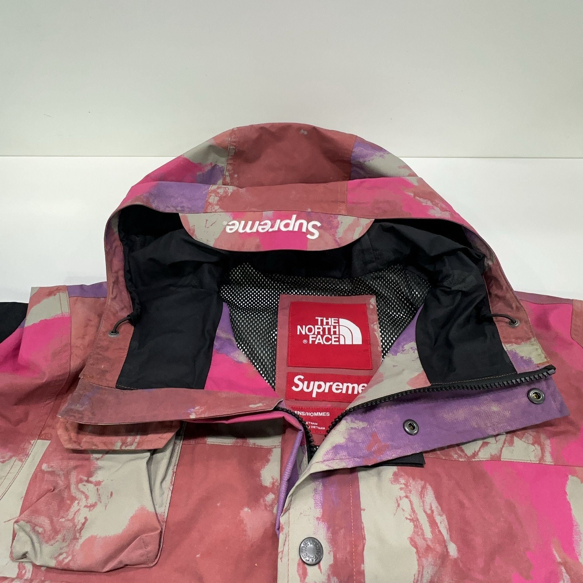 Supreme Supreme x The North Face Tie-Dye Cargo Jacket Size M Size US M / EU 48-50 / 2 - 9 Thumbnail