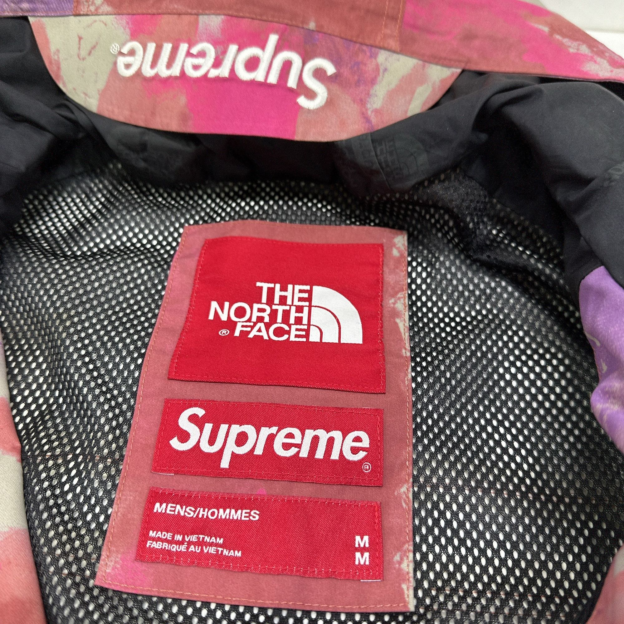 Supreme Supreme x The North Face Tie-Dye Cargo Jacket Size M Size US M / EU 48-50 / 2 - 4 Thumbnail