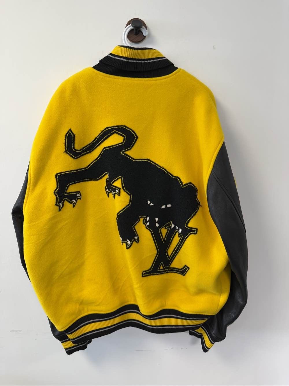 Louis Vuitton Louis Vuitton SS22 Panther Varsity Jacket 58 Size US XXL / EU 58 / 5 - 3 Thumbnail