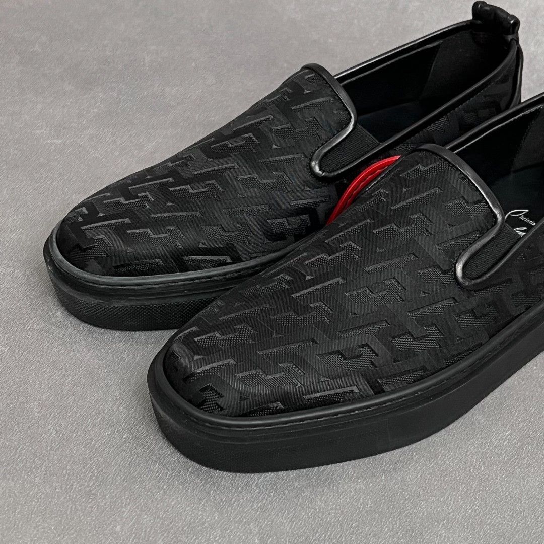 Christian Louboutin Christian Louboutin Leather Black Lowtop Sneakers 7 Men Size US 7 / EU 40 - 3 Thumbnail
