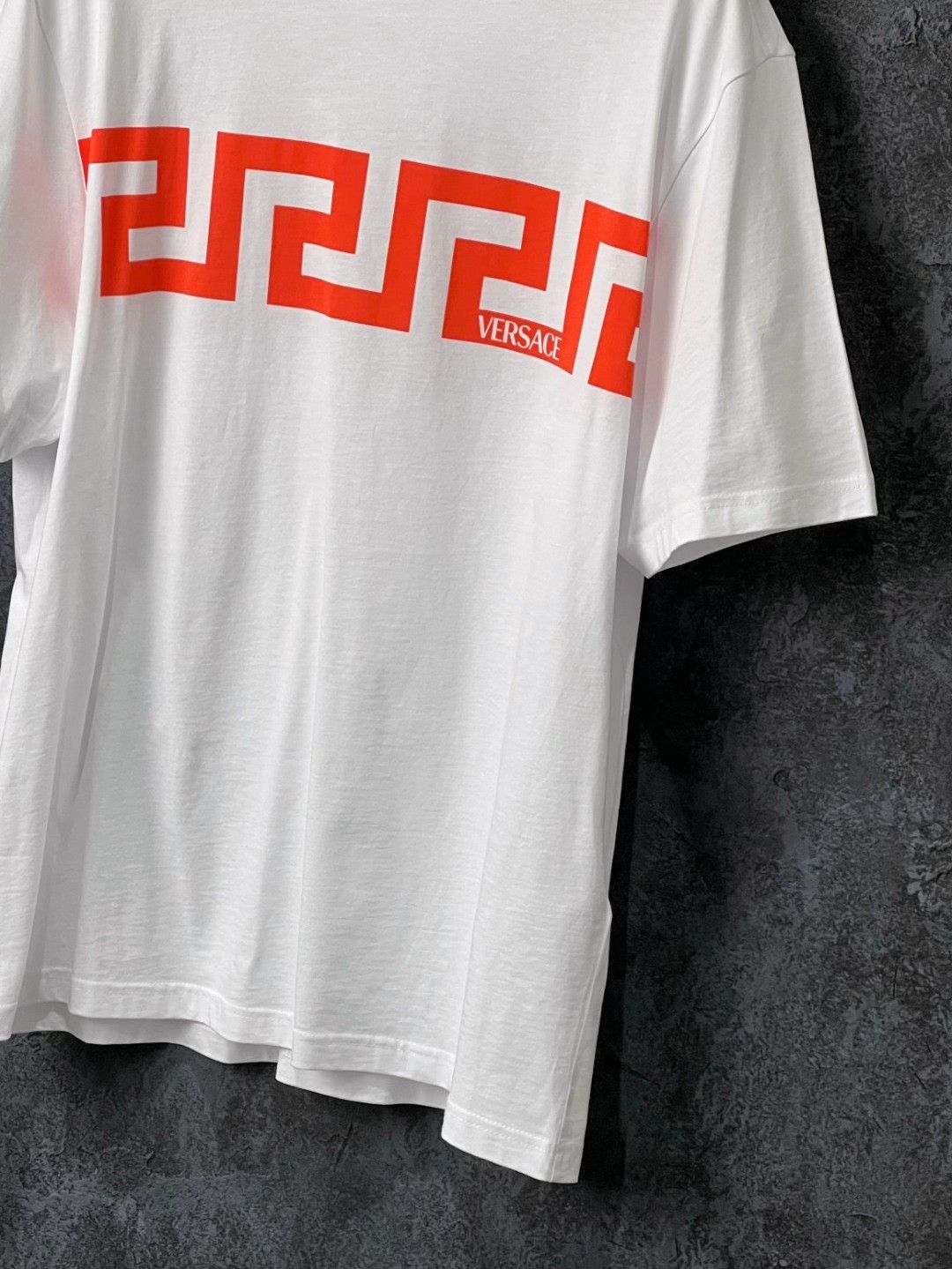 Versace Versace Cotton Printed T-Shirt s Men Size US S / EU 44-46 / 1 - 6 Thumbnail