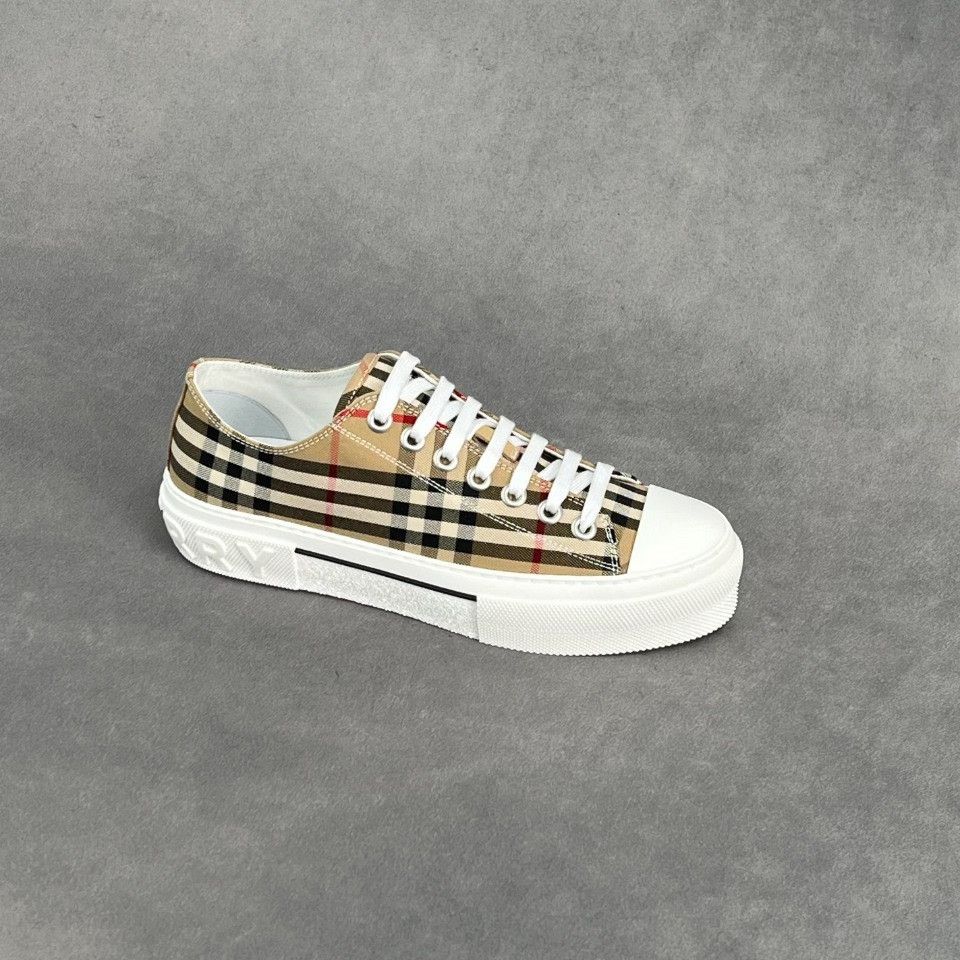 Burberry Burberry Casual Plaid Lowtop Sneakers 7 Men Size US 7 / EU 40 - 4 Thumbnail