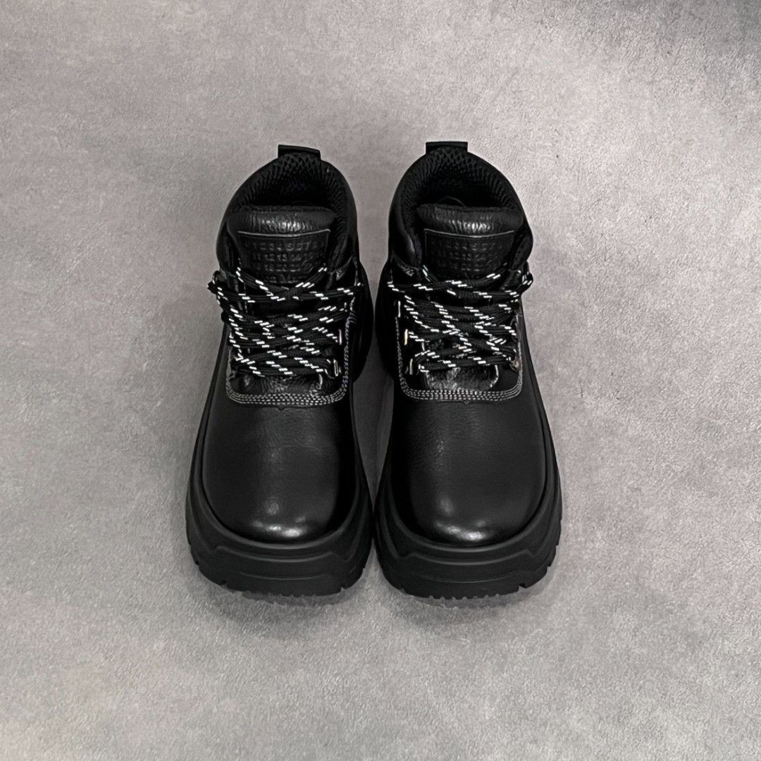 Maison Margiela Maison Margiela Leather Black Boots us_5 Women Size US 5 / IT 35 - 7 Thumbnail