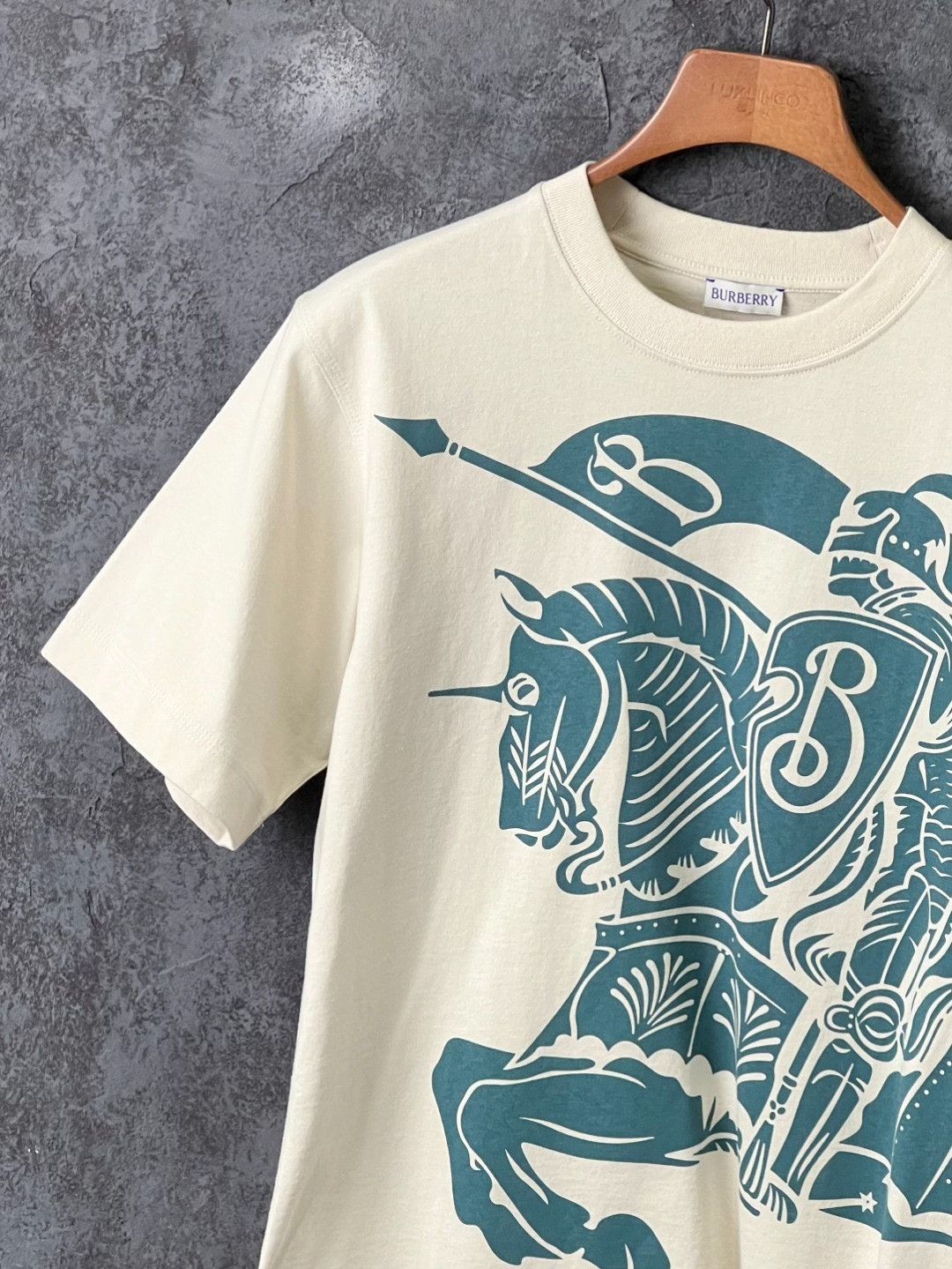Burberry Burberry Cotton Printed White T-Shirt xs Men Size US XS / EU 42 / 0 - 4 Thumbnail