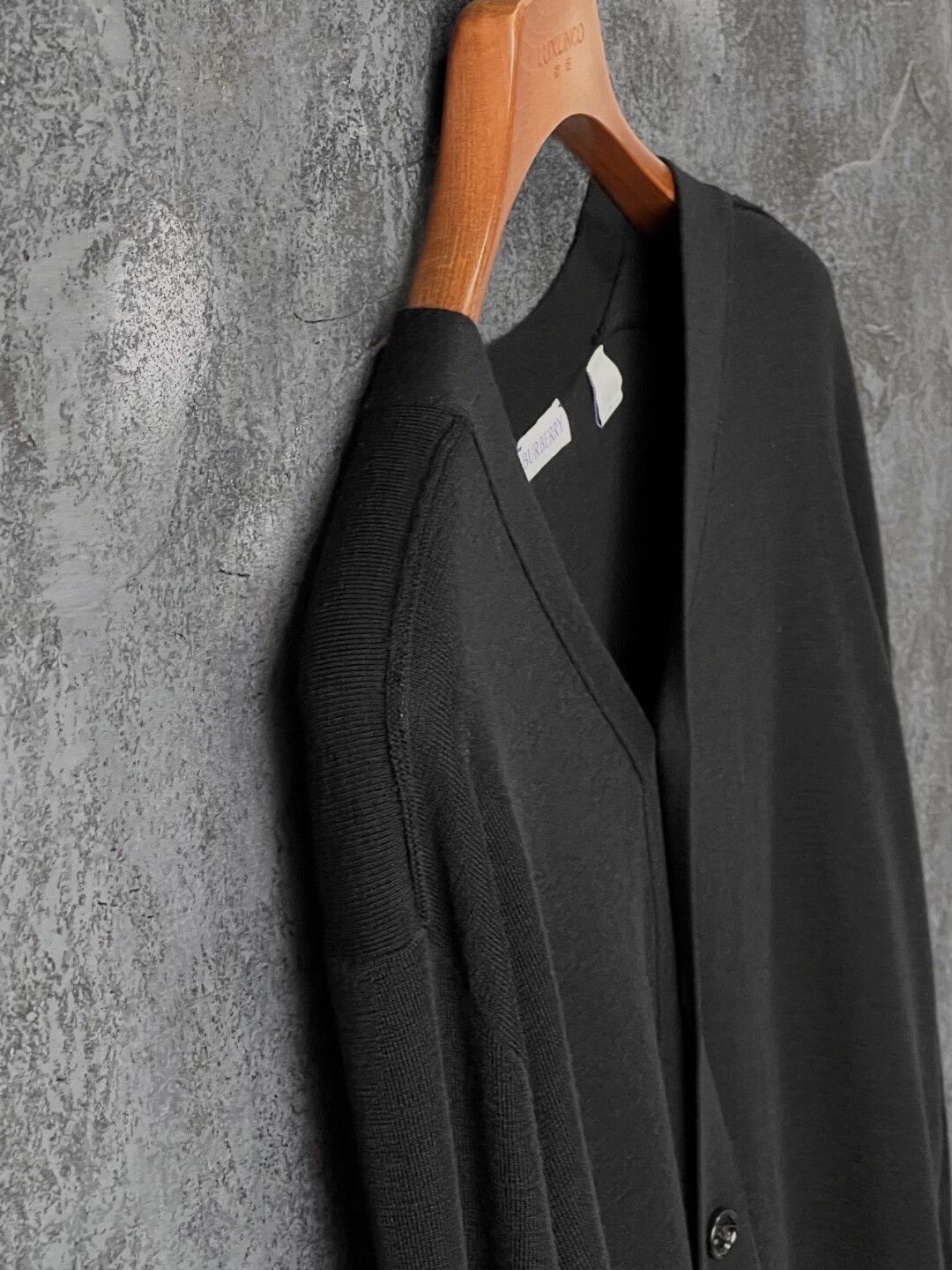 Burberry Burberry Knit Wool Black Sweater s Men Size US S / EU 44-46 / 1 - 5 Thumbnail