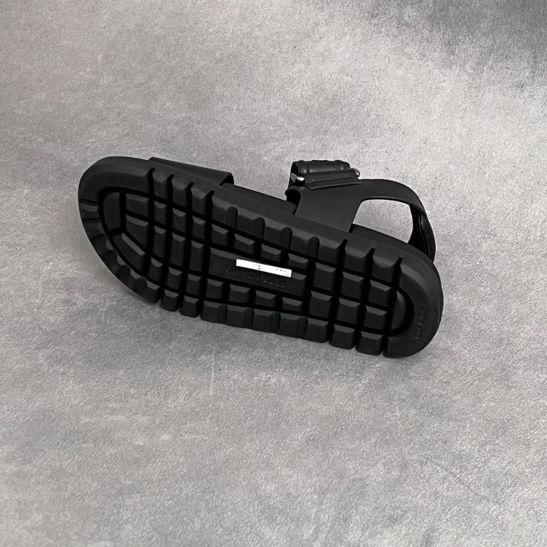 Salvatore Ferragamo Salvatore Ferragamo Leather Black Sandals 6 Men Size US 6 / EU 39 - 6 Thumbnail