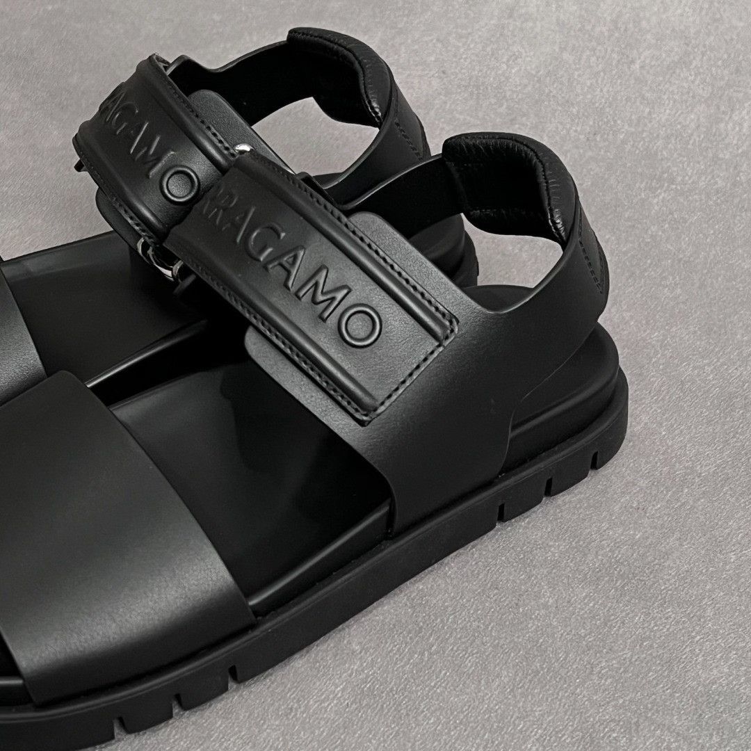 Salvatore Ferragamo Salvatore Ferragamo Leather Black Sandals 6 Men Size US 6 / EU 39 - 2 Thumbnail