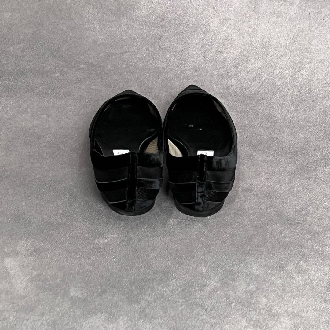 Jimmy Choo Jimmy Choo Black Lowtop Sneakers us_5 Women Size US 5 / IT 35 - 8 Thumbnail