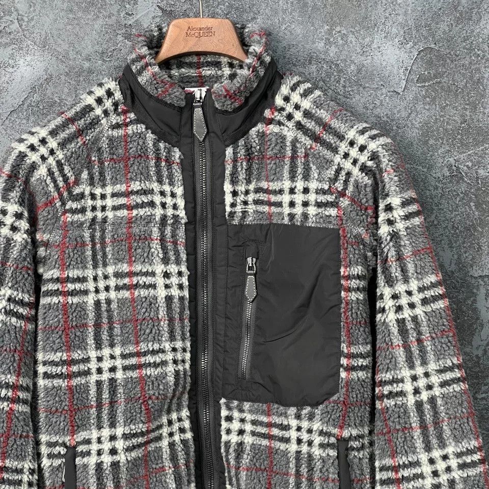 Burberry Burberry Plaid Light Jacket xxl Men Size US XXL / EU 58 / 5 - 3 Thumbnail