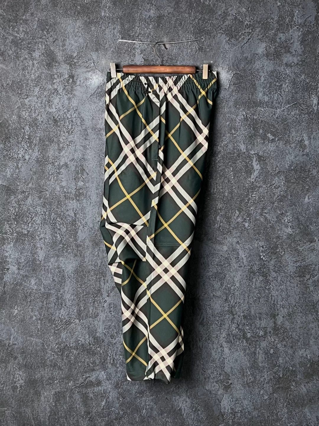 Burberry Burberry Casual Plaid Green Casual Pants 36 Men Size US 36 / EU 52 - 6 Thumbnail