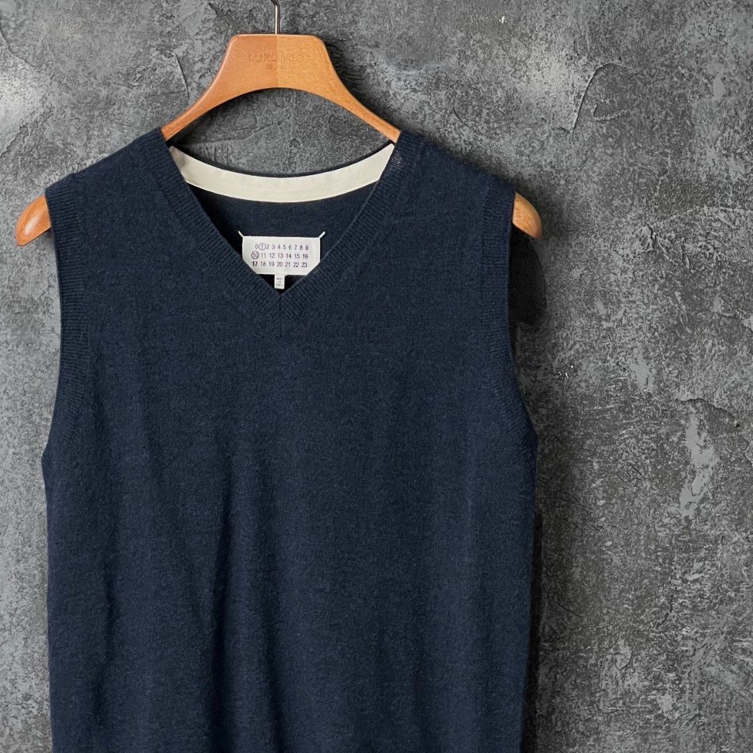Maison Margiela Maison Margiela Wool Blue Vest M Women Size M / US 6-8 / IT 42-44 - 3 Thumbnail