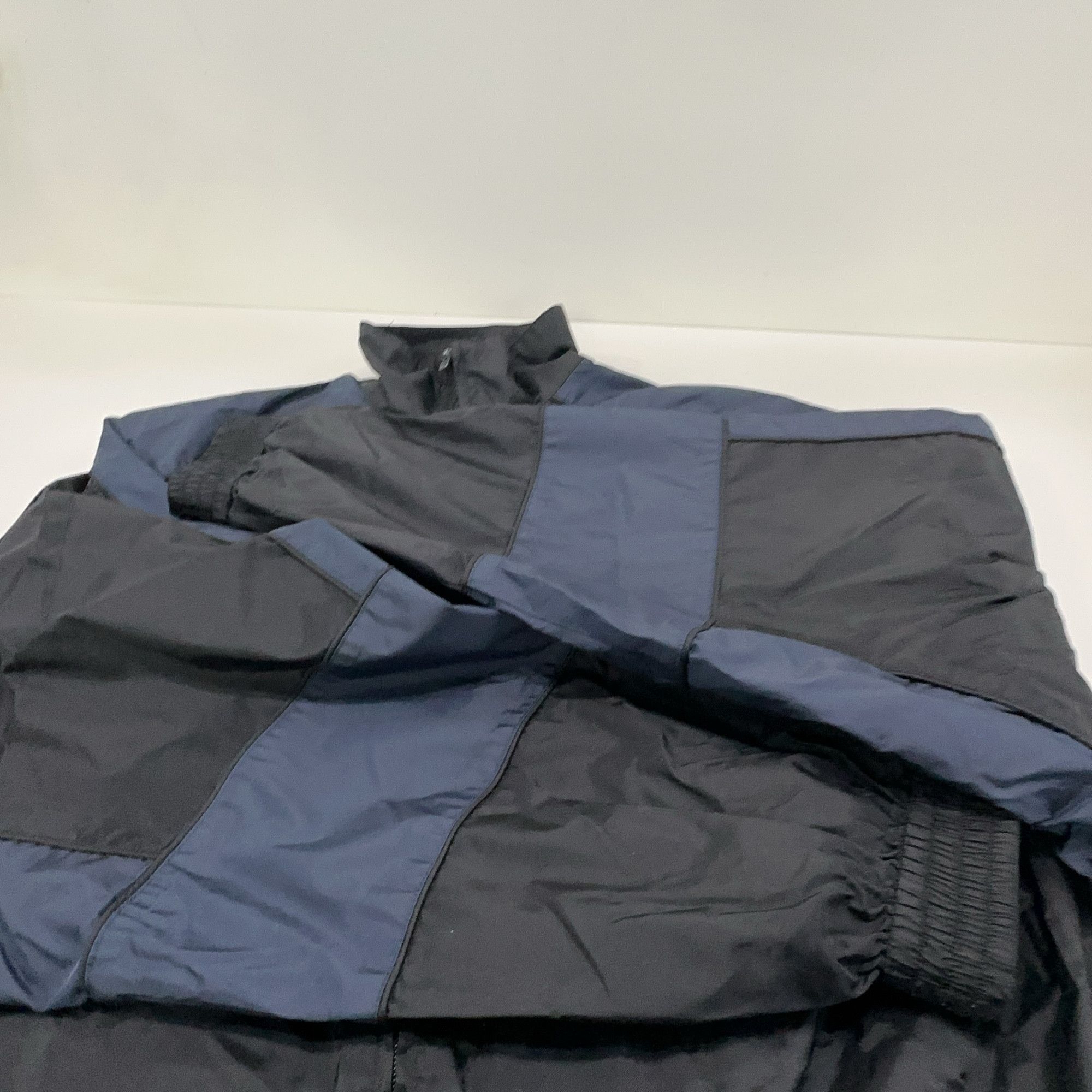 Balenciaga Balenciaga Colorblock Nylon Track Jacket 44 Size US S / EU 44-46 / 1 - 10 Thumbnail