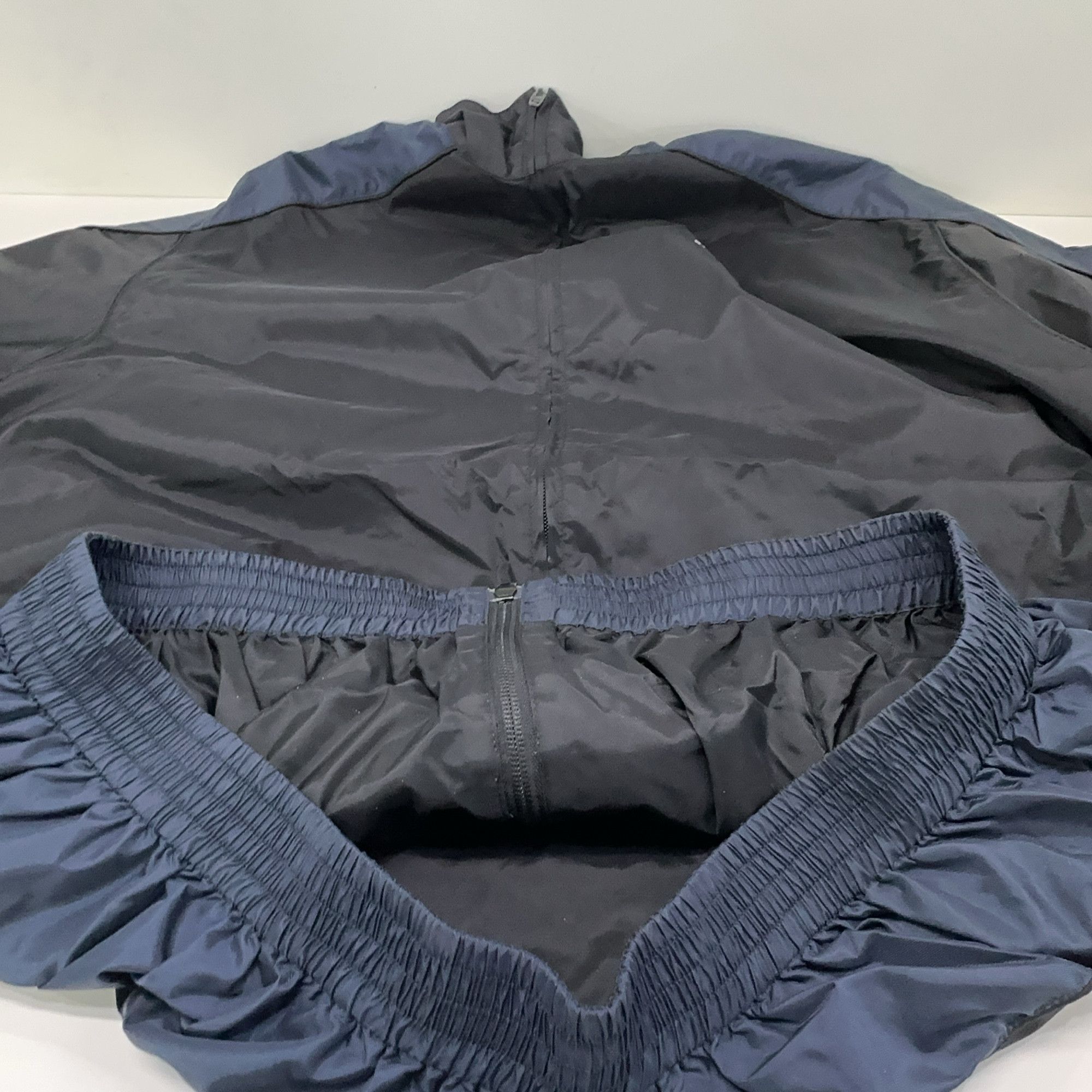 Balenciaga Balenciaga Colorblock Nylon Track Jacket 44 Size US S / EU 44-46 / 1 - 7 Thumbnail