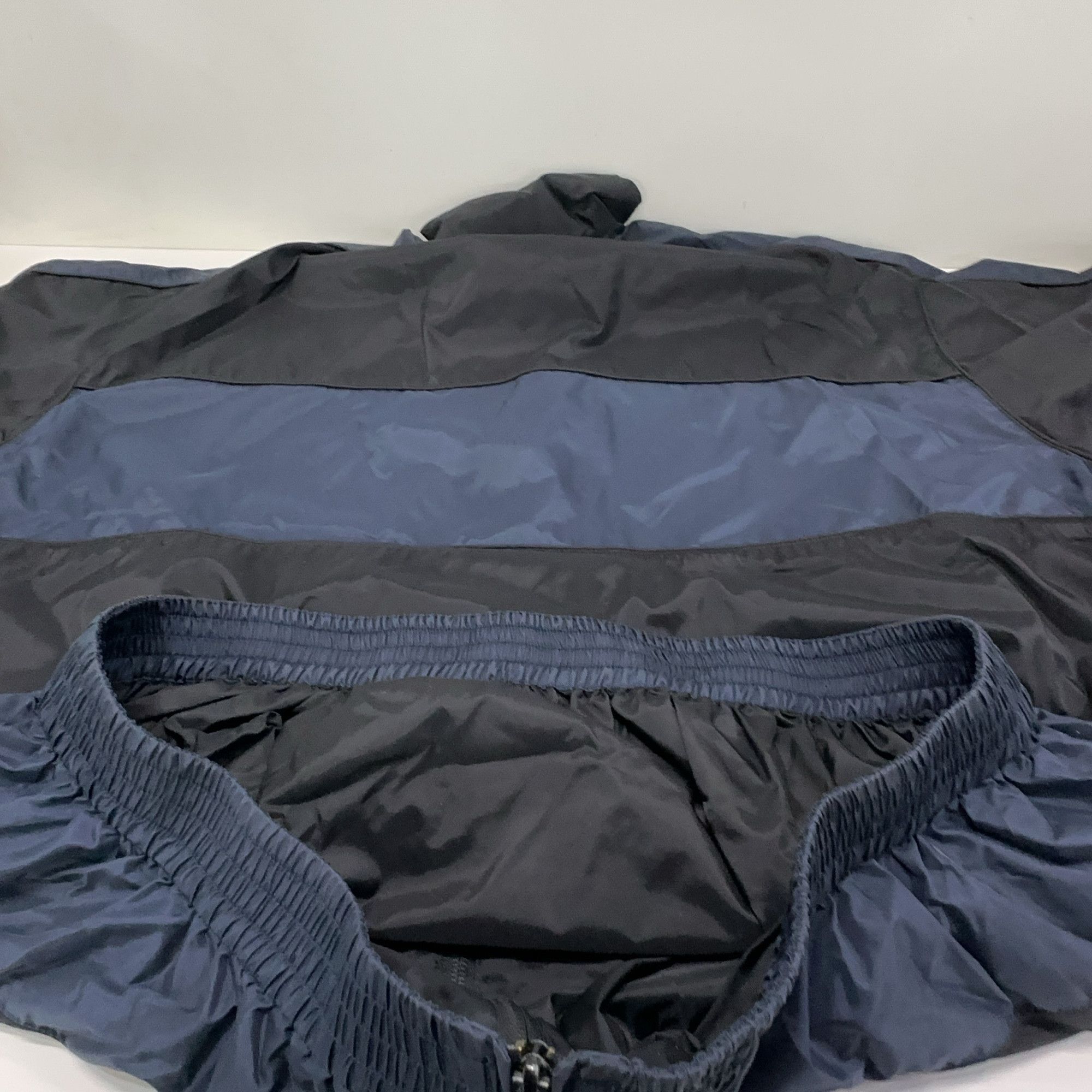 Balenciaga Balenciaga Colorblock Nylon Track Jacket 44 Size US S / EU 44-46 / 1 - 11 Thumbnail