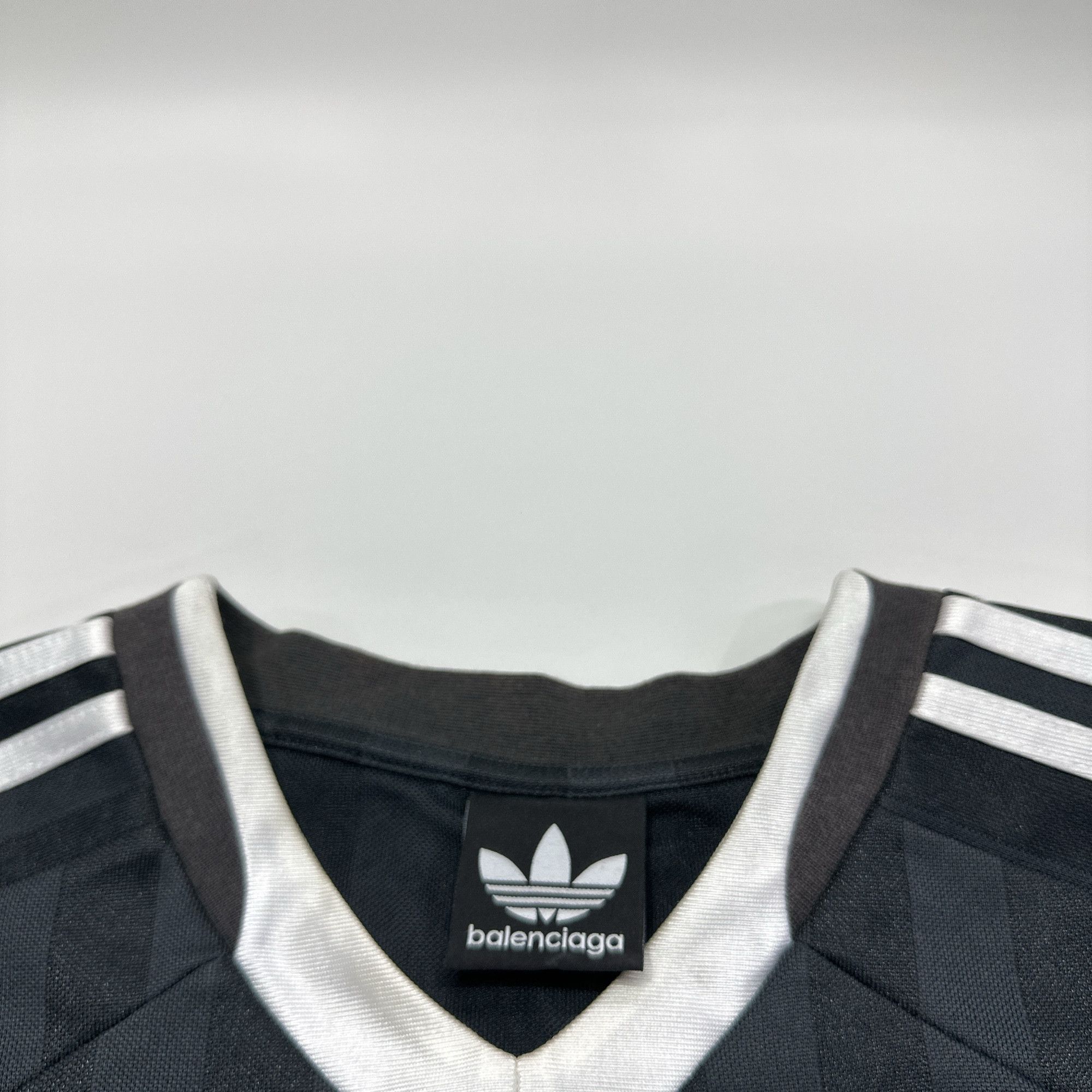 Balenciaga Balenciaga x adidas Striped Soccer Jersey Size 2 Size US M / EU 48-50 / 2 - 4 Thumbnail