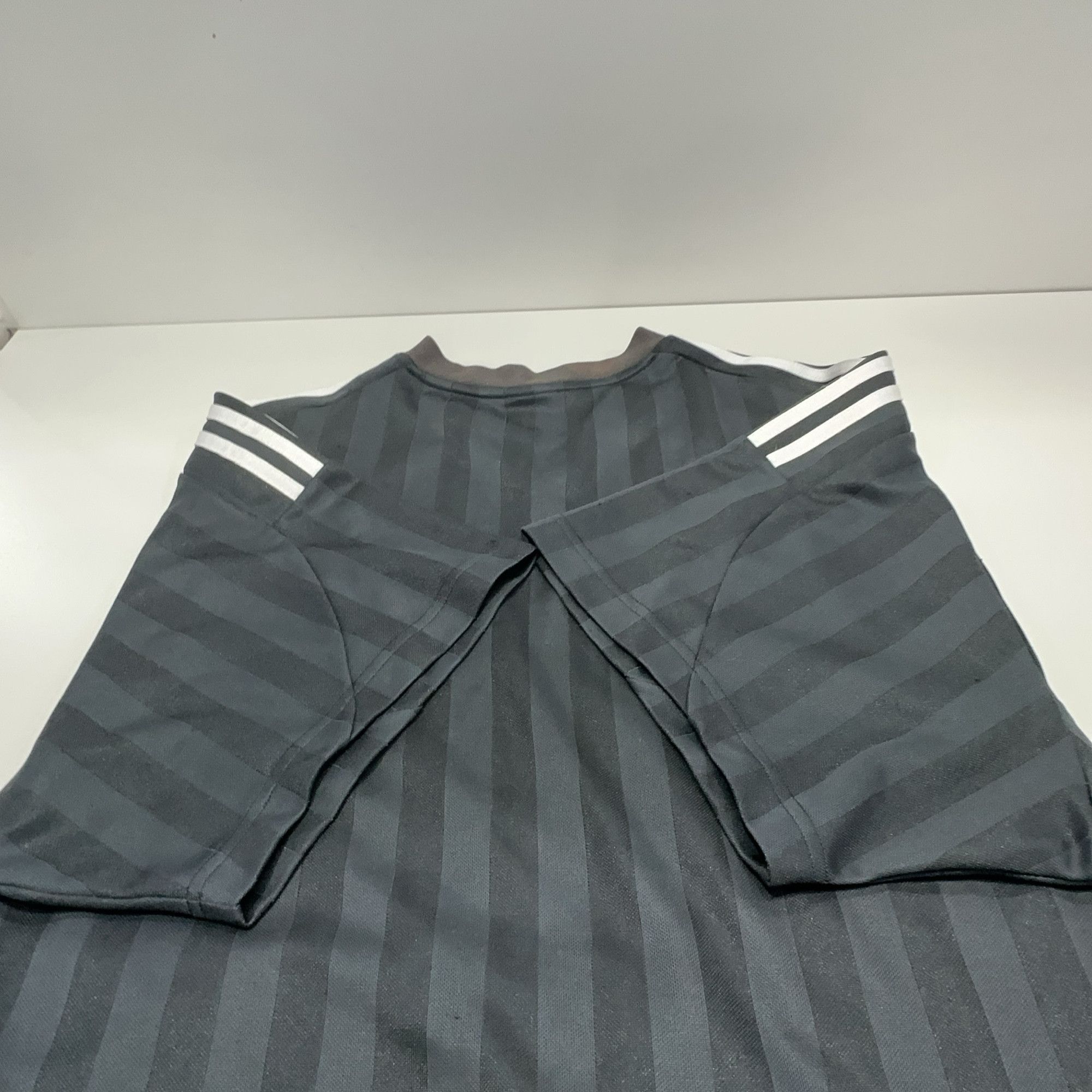 Balenciaga Balenciaga x adidas Striped Soccer Jersey Size 2 Size US M / EU 48-50 / 2 - 13 Thumbnail