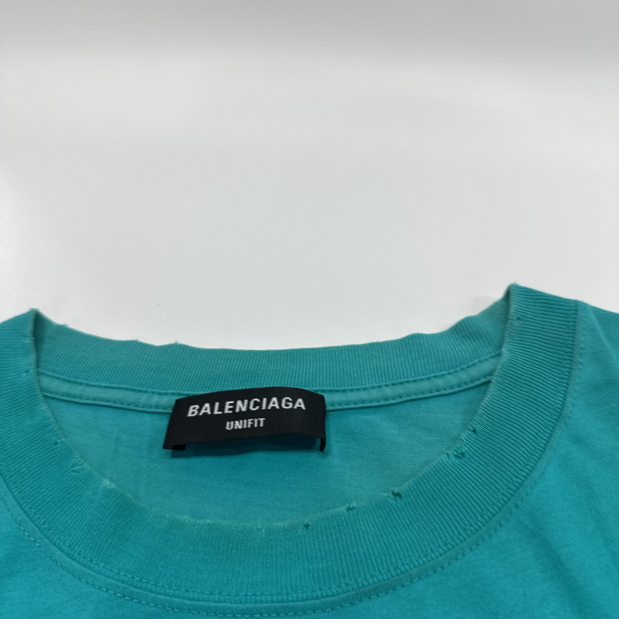 Balenciaga Balenciaga Distressed Pixel Logo T-Shirt M Size US M / EU 48-50 / 2 - 4 Thumbnail