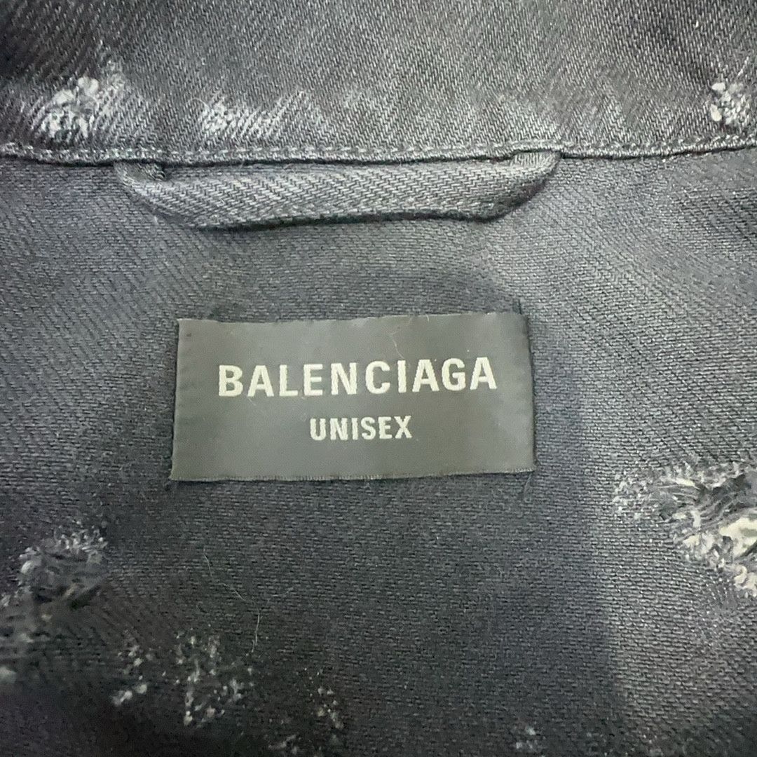 Balenciaga Balenciaga Distressed Denim Jacket Size 2 Size US M / EU 48-50 / 2 - 4 Thumbnail