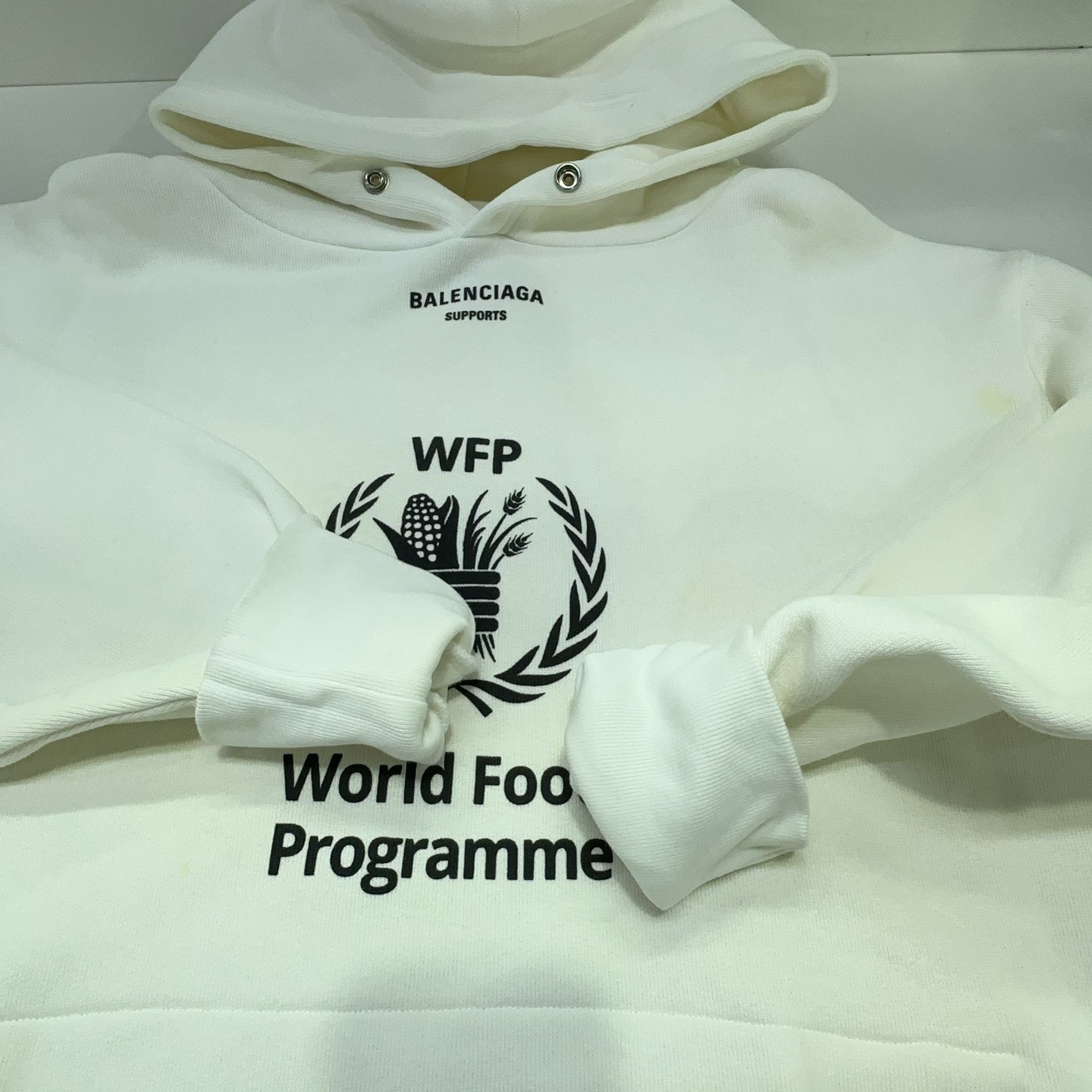 Balenciaga Balenciaga WFP World Food Programme Hoodie XS Size US XS / EU 42 / 0 - 12 Thumbnail