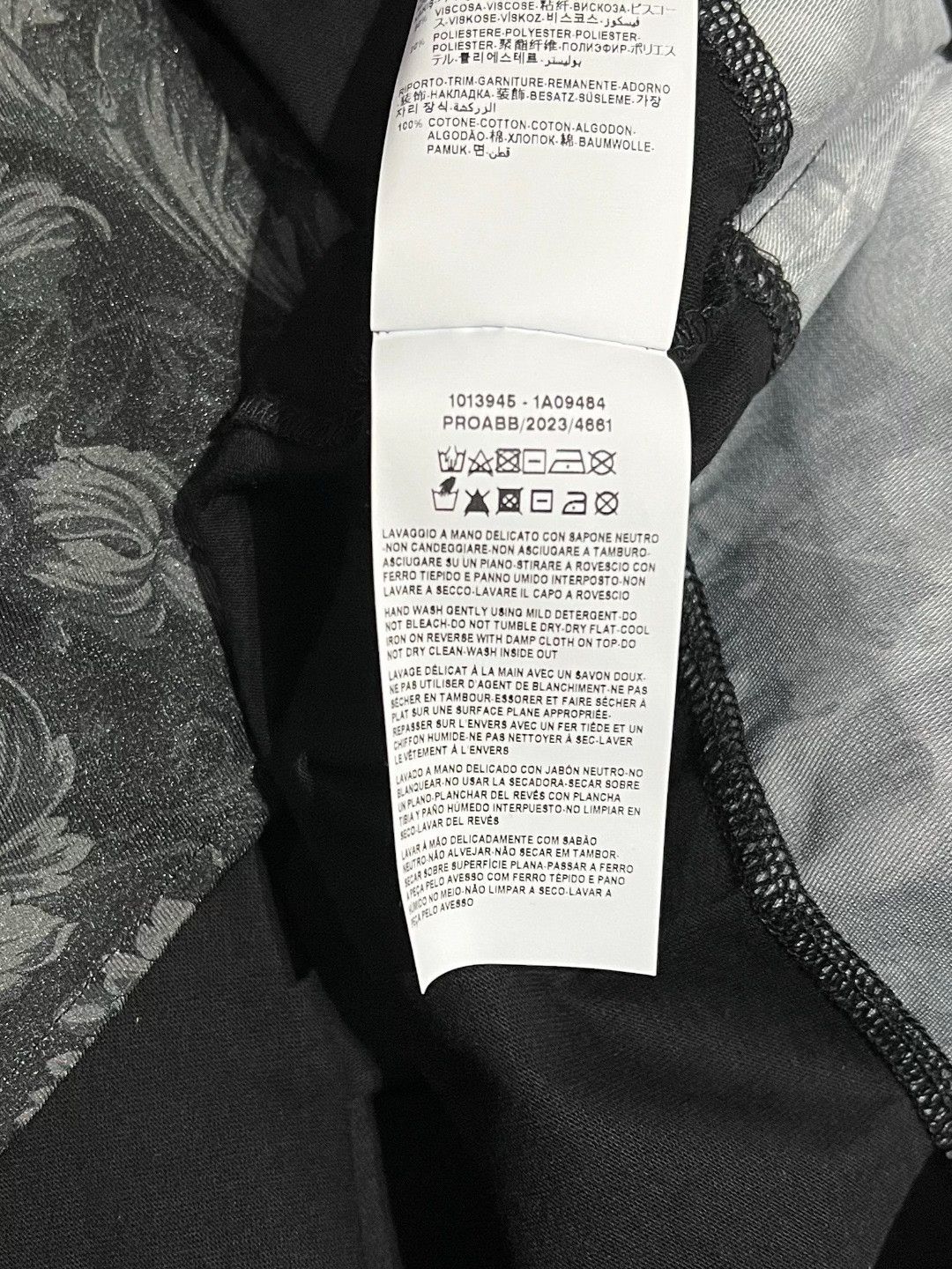 Versace Versace Cotton Black T-Shirt xs Men Size US XS / EU 42 / 0 - 7 Thumbnail