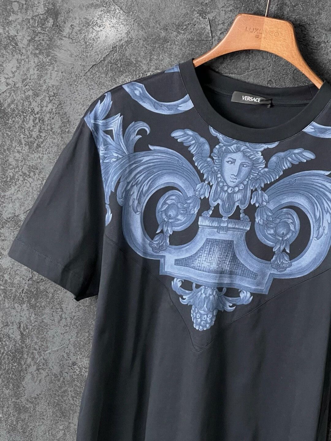 Versace Versace Cotton Printed T-Shirt s Men Size US S / EU 44-46 / 1 - 4 Thumbnail
