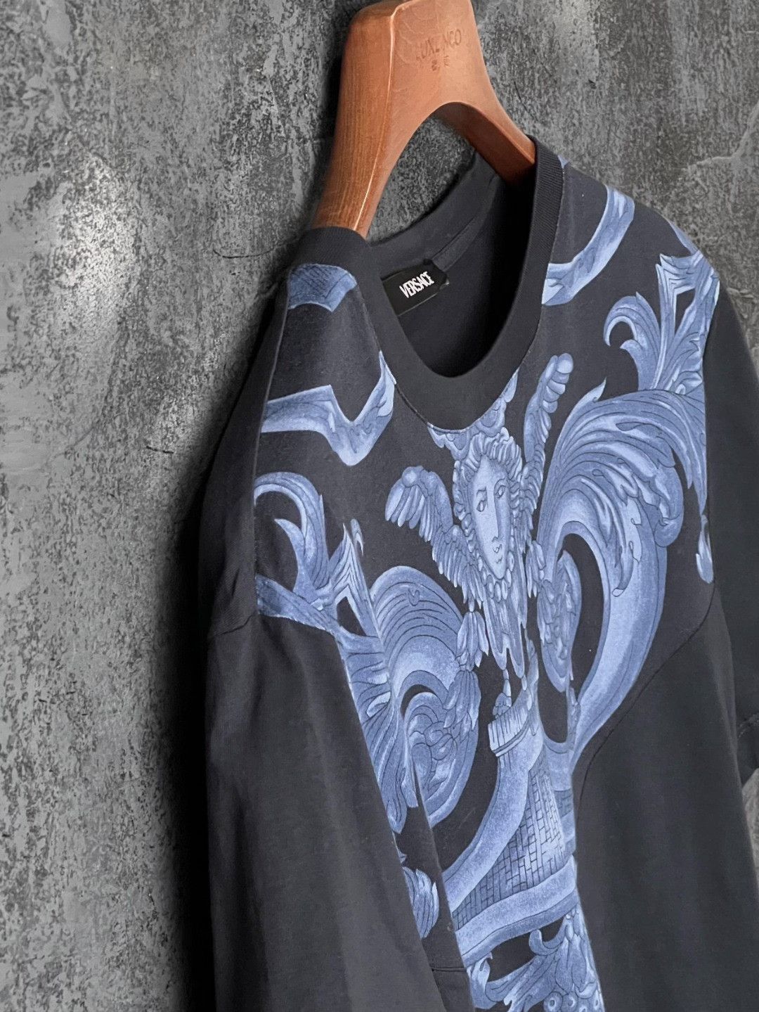 Versace Versace Cotton Printed T-Shirt s Men Size US S / EU 44-46 / 1 - 5 Thumbnail