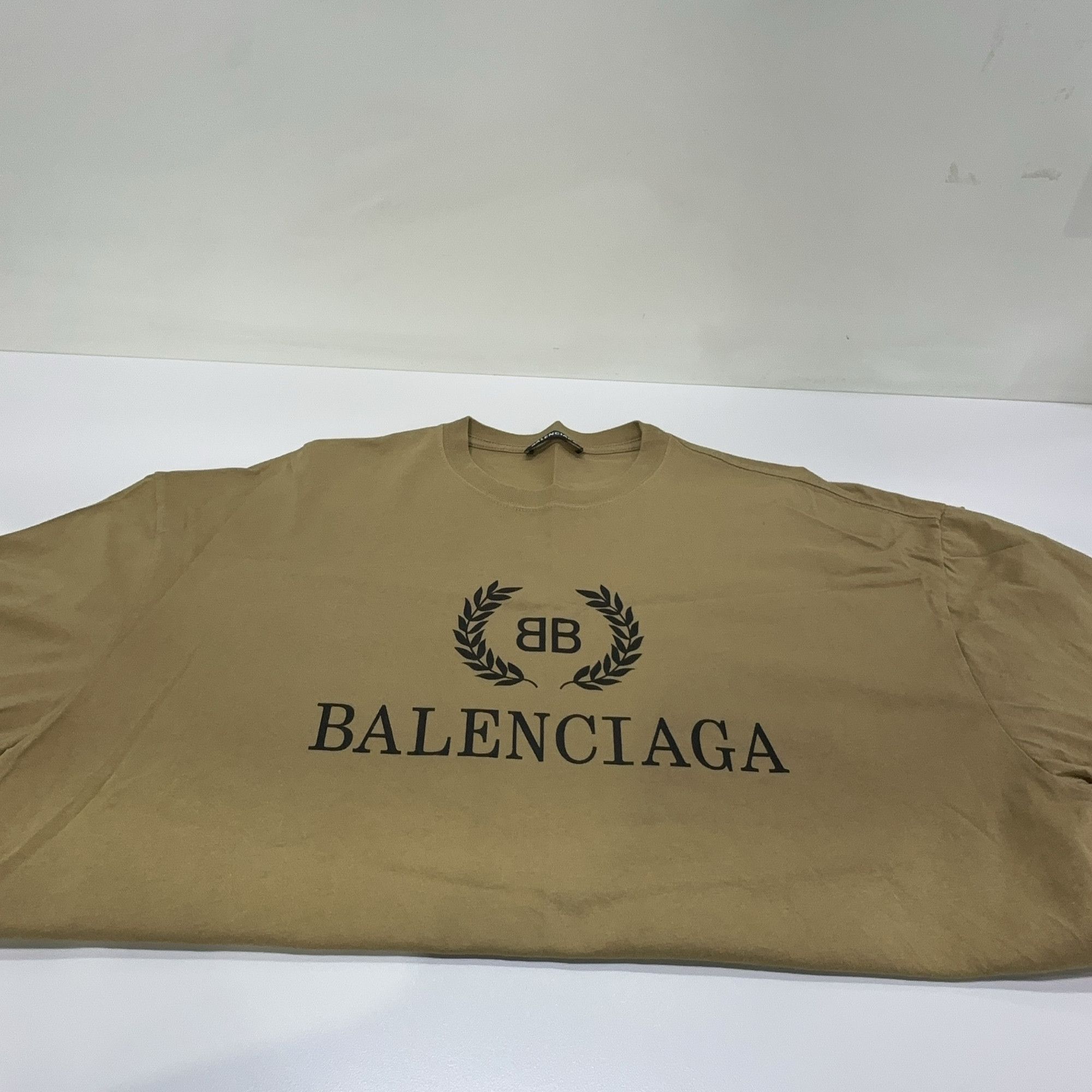 Balenciaga Balenciaga BB Wreath Logo T-Shirt Size M Size US M / EU 48-50 / 2 - 7 Thumbnail