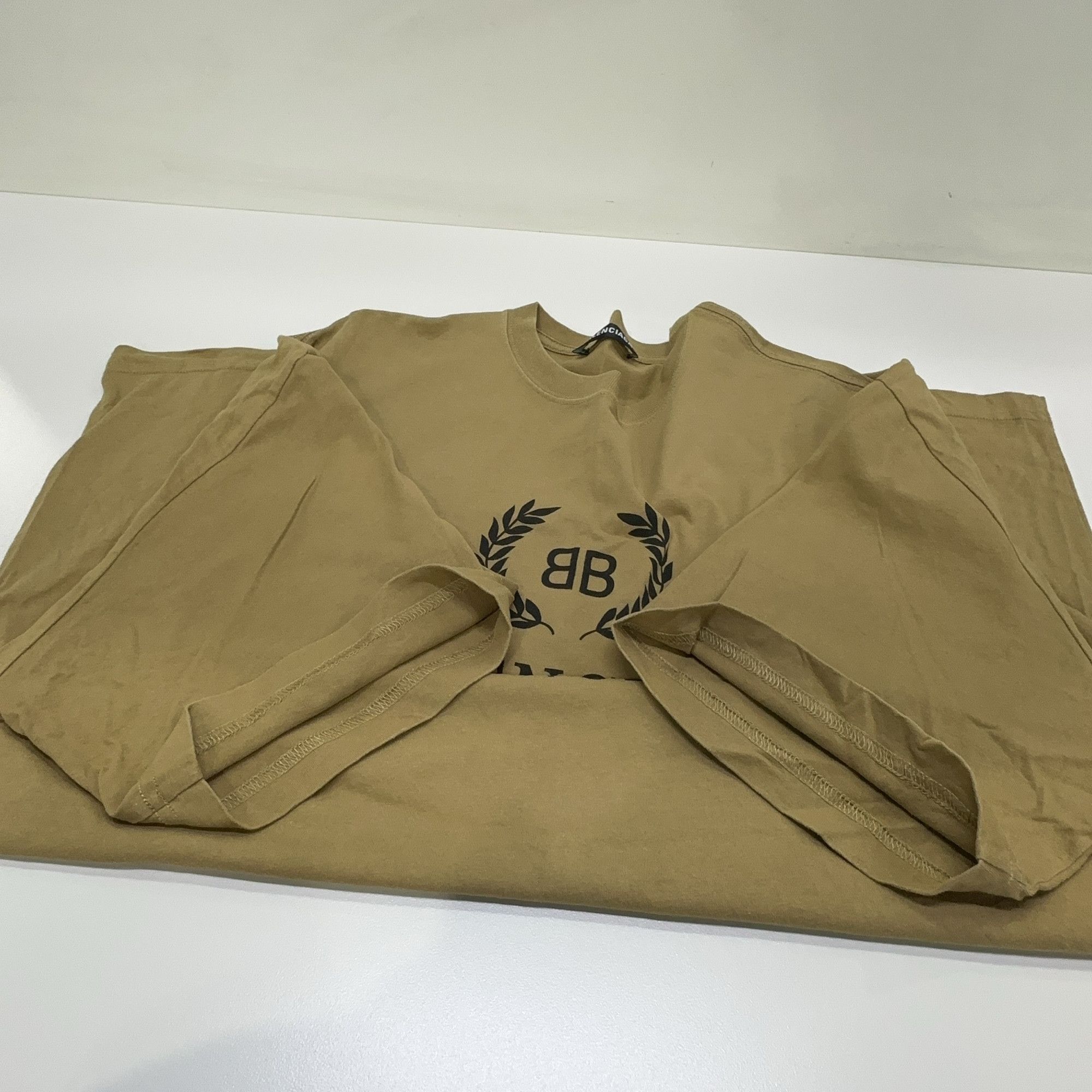 Balenciaga Balenciaga BB Wreath Logo T-Shirt Size M Size US M / EU 48-50 / 2 - 10 Thumbnail