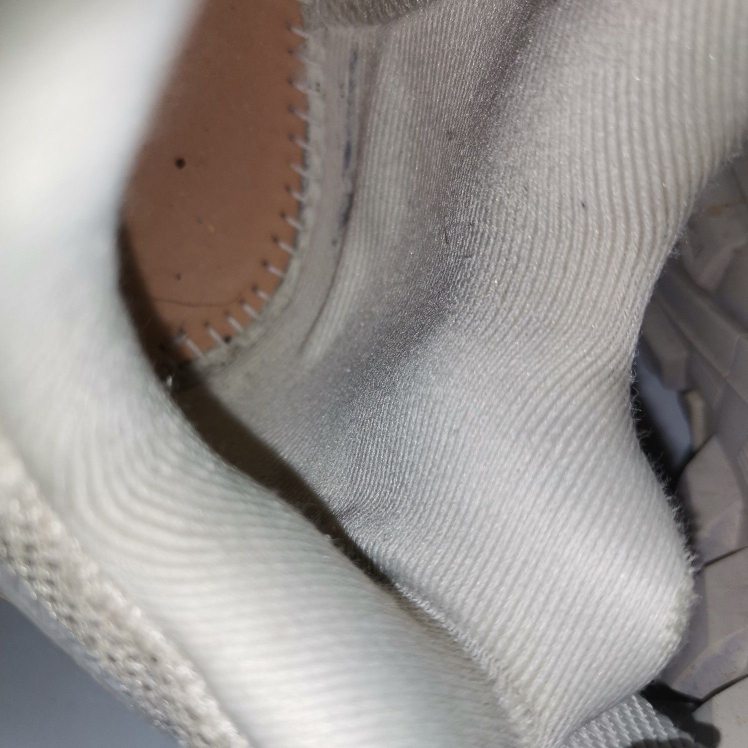 Balenciaga Balenciaga Beige Bouncer Tire Sneakers 40 Size US 7 / EU 40 - 12 Thumbnail