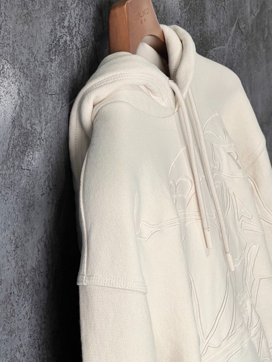 Burberry Burberry Cotton Embroidered Beige Hoodie s Men Size US S / EU 44-46 / 1 - 6 Thumbnail