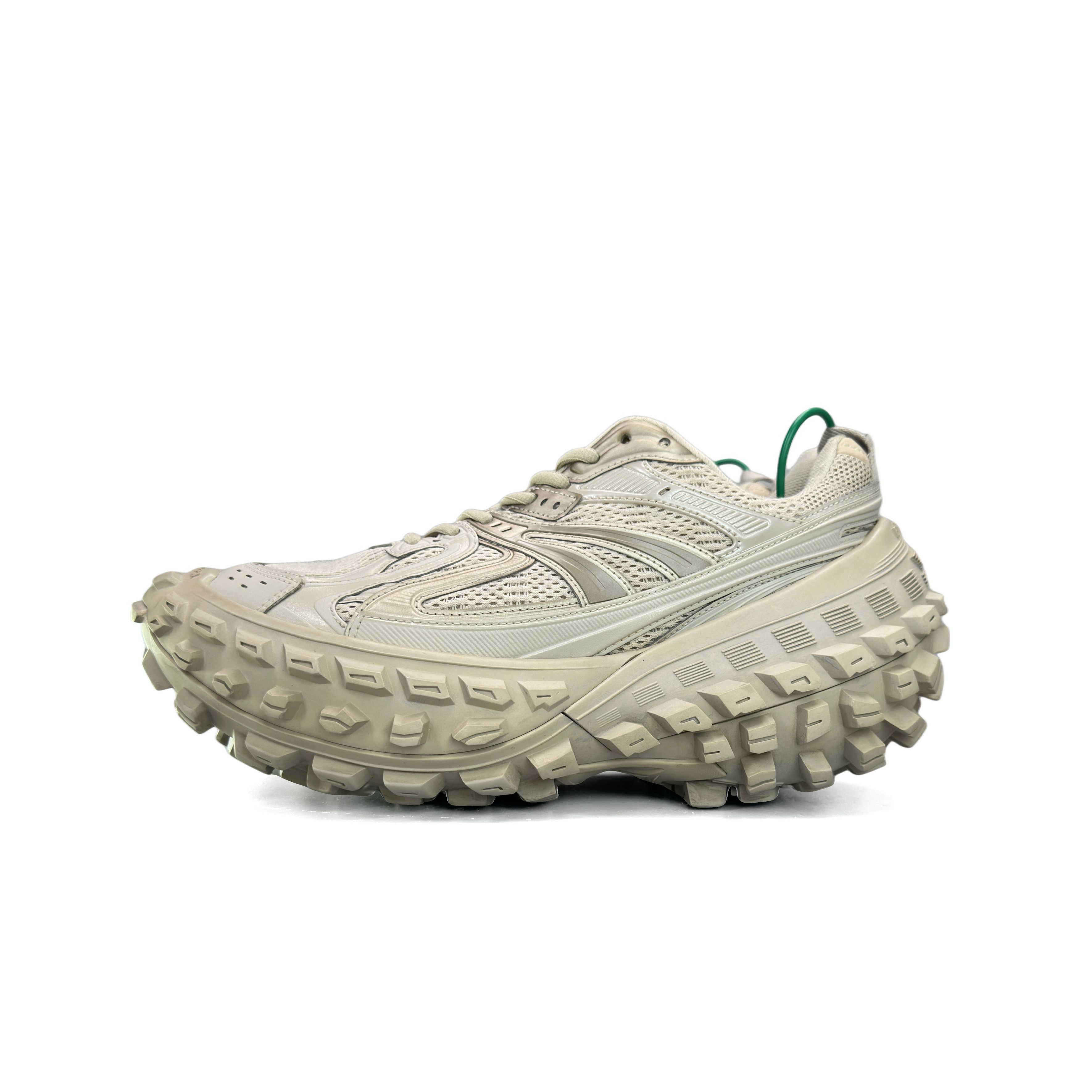 Balenciaga Balenciaga Bouncer Defender Sneakers EU 41 Size US 8 / EU 41 - 2 Thumbnail