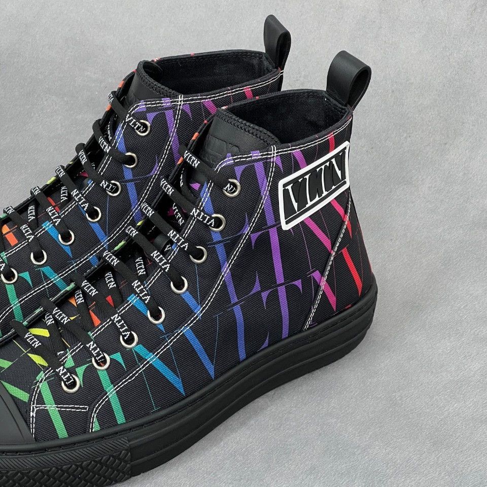 Valentino Valentino Casual Hitop Sneakers 8 Men Size US 8 / EU 41 - 2 Thumbnail