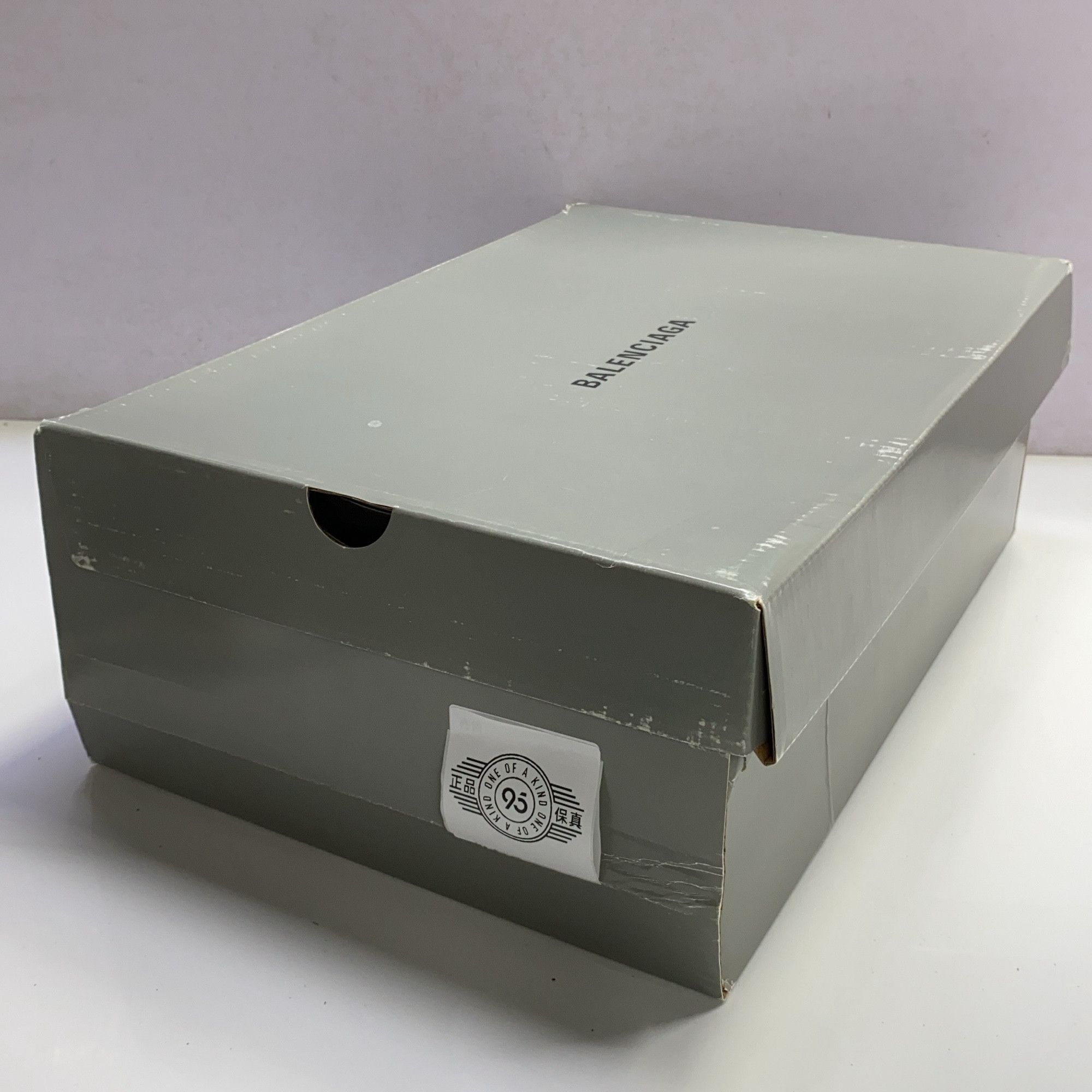 Balenciaga Balenciaga Grey 3XL Low-Top Sneakers 43 Size US 10 / EU 43 - 13 Thumbnail