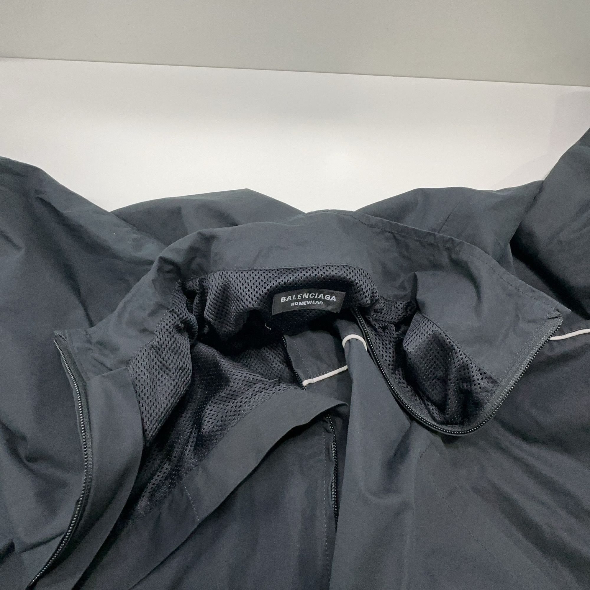 Balenciaga Balenciaga SS22 Logo Homewear Track Jacket 50 Size US M / EU 48-50 / 2 - 8 Thumbnail