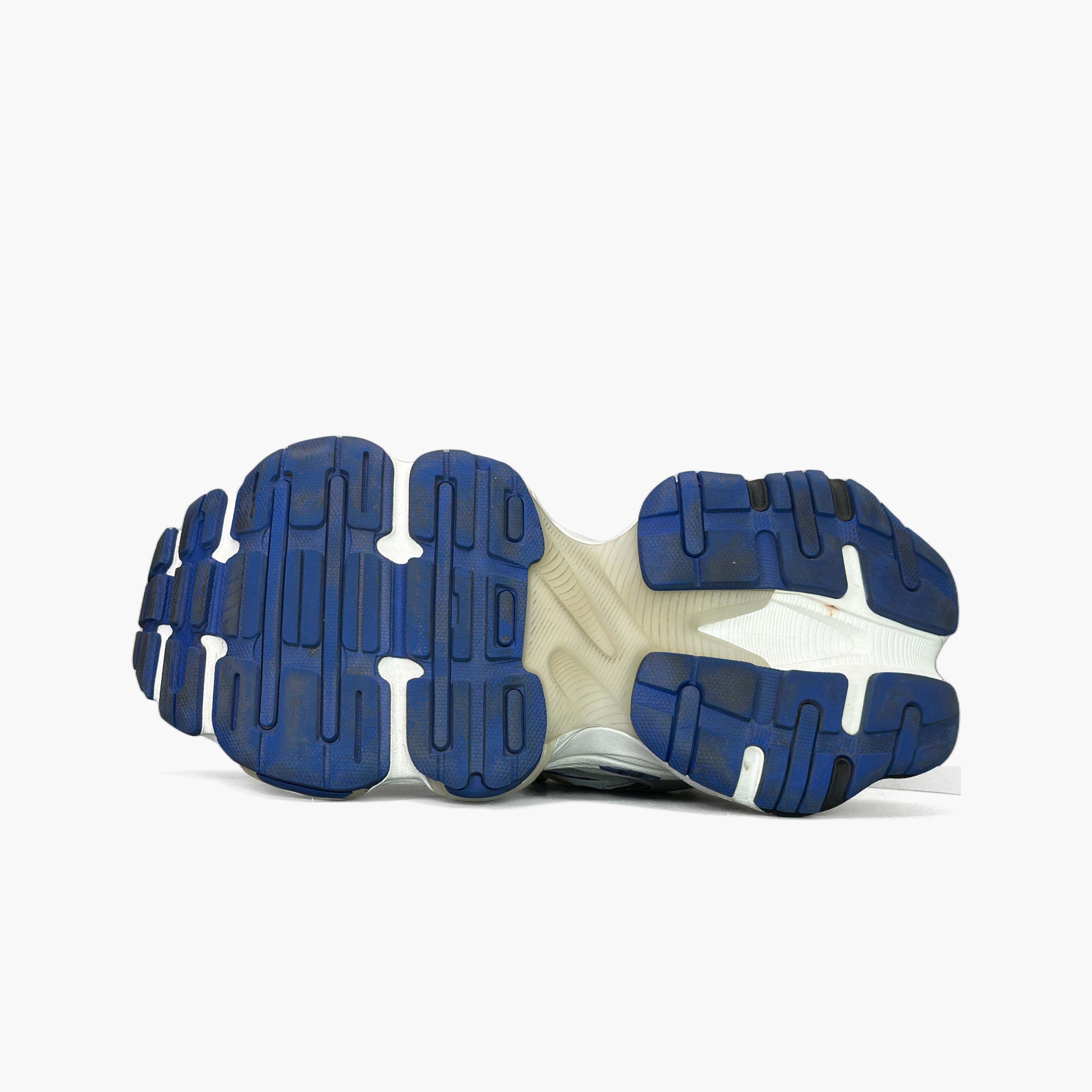 Balenciaga Balenciaga Cargo White Blue Low-Top Sneakers 43 Size US 10 / EU 43 - 9 Thumbnail